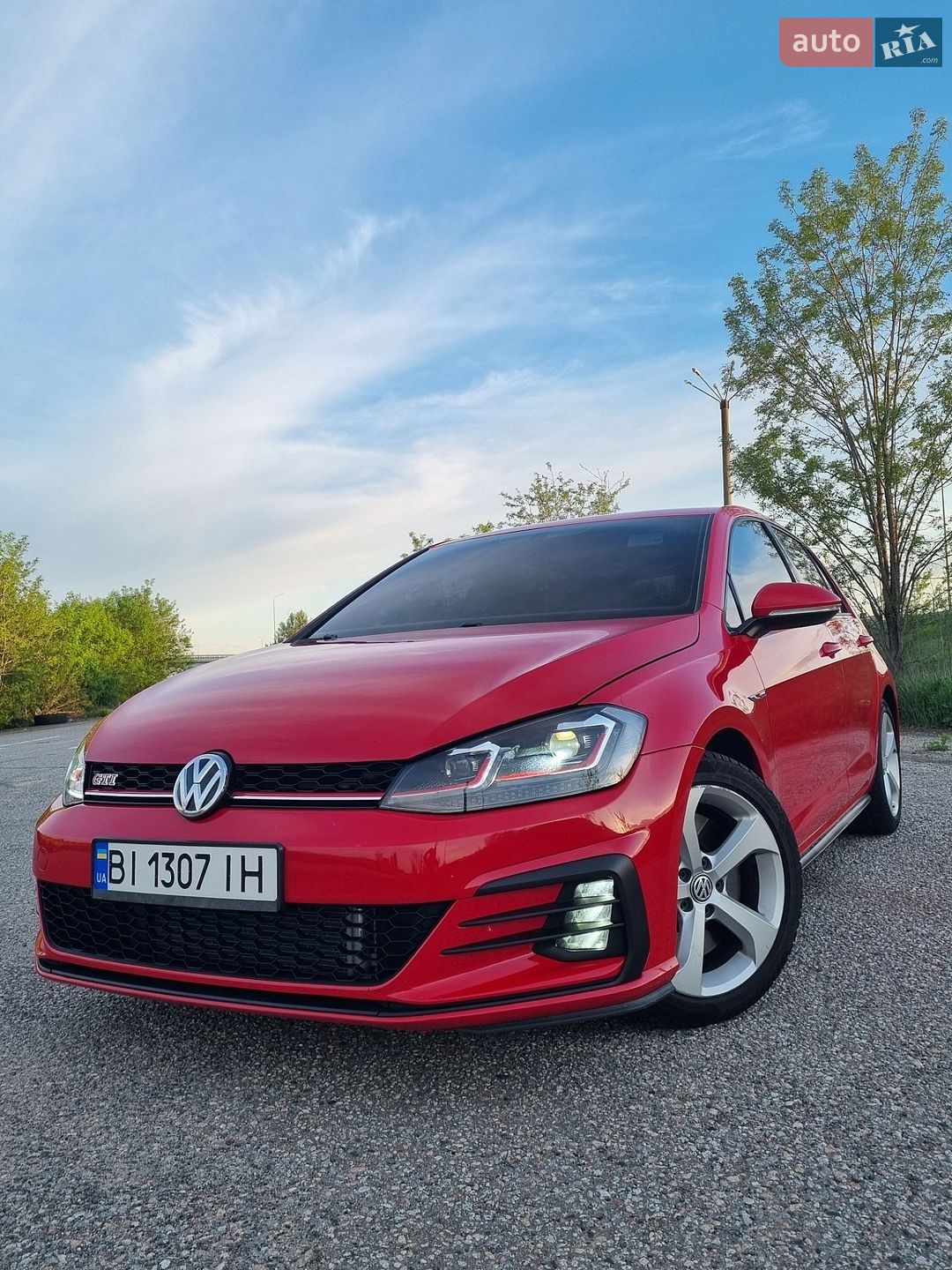 Volkswagen Golf GTI 2018 VIN 3VW447AU8JM290225 фото оголошення 2 з 17