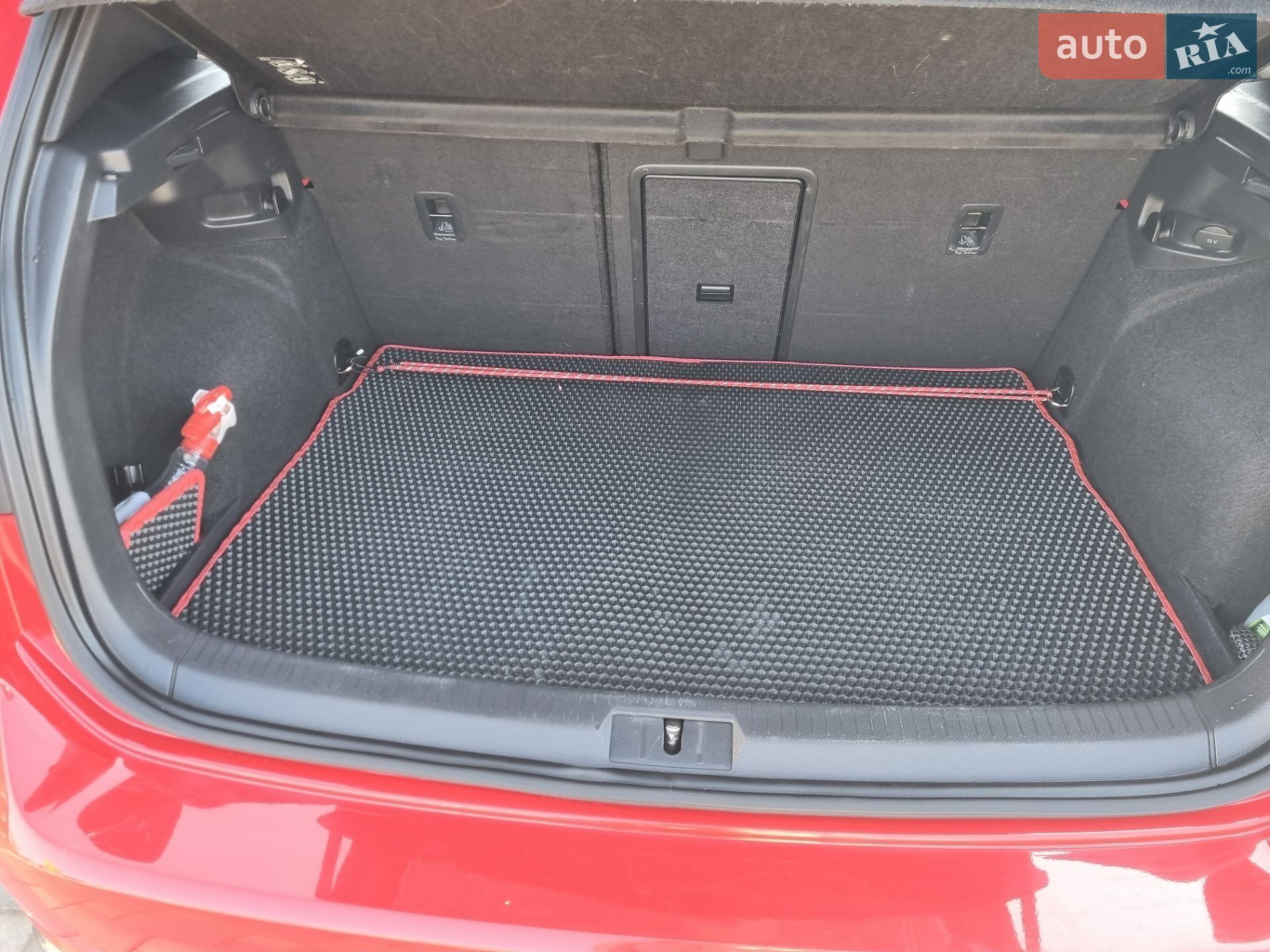 Volkswagen Golf GTI 2018 VIN 3VW447AU8JM290225 фото оголошення 14 з 17