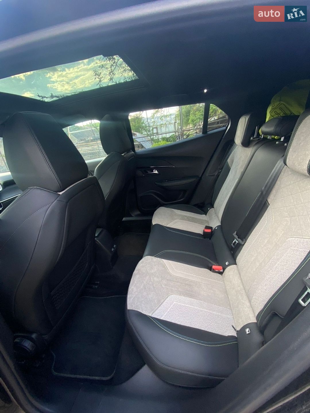 Peugeot e-2008 2021 VIN VR3UKZKXZMJ578670 фото оголошення 10 з 10
