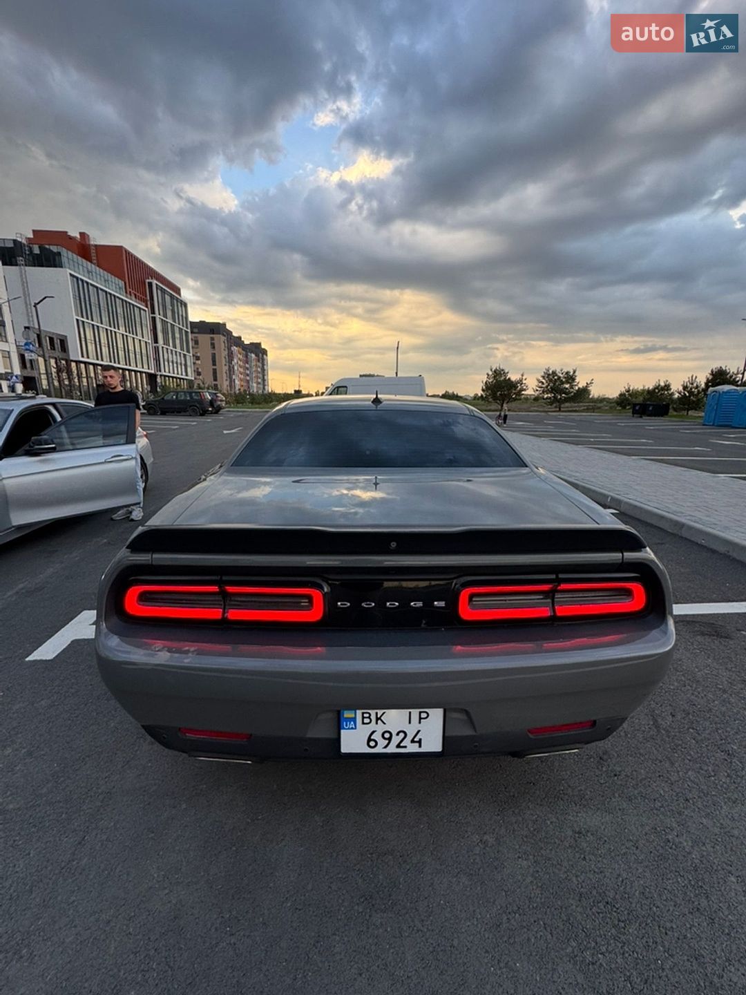 Dodge Challenger 2018 VIN 2C3CDZAG0JH280568 фото оголошення 13 з 28