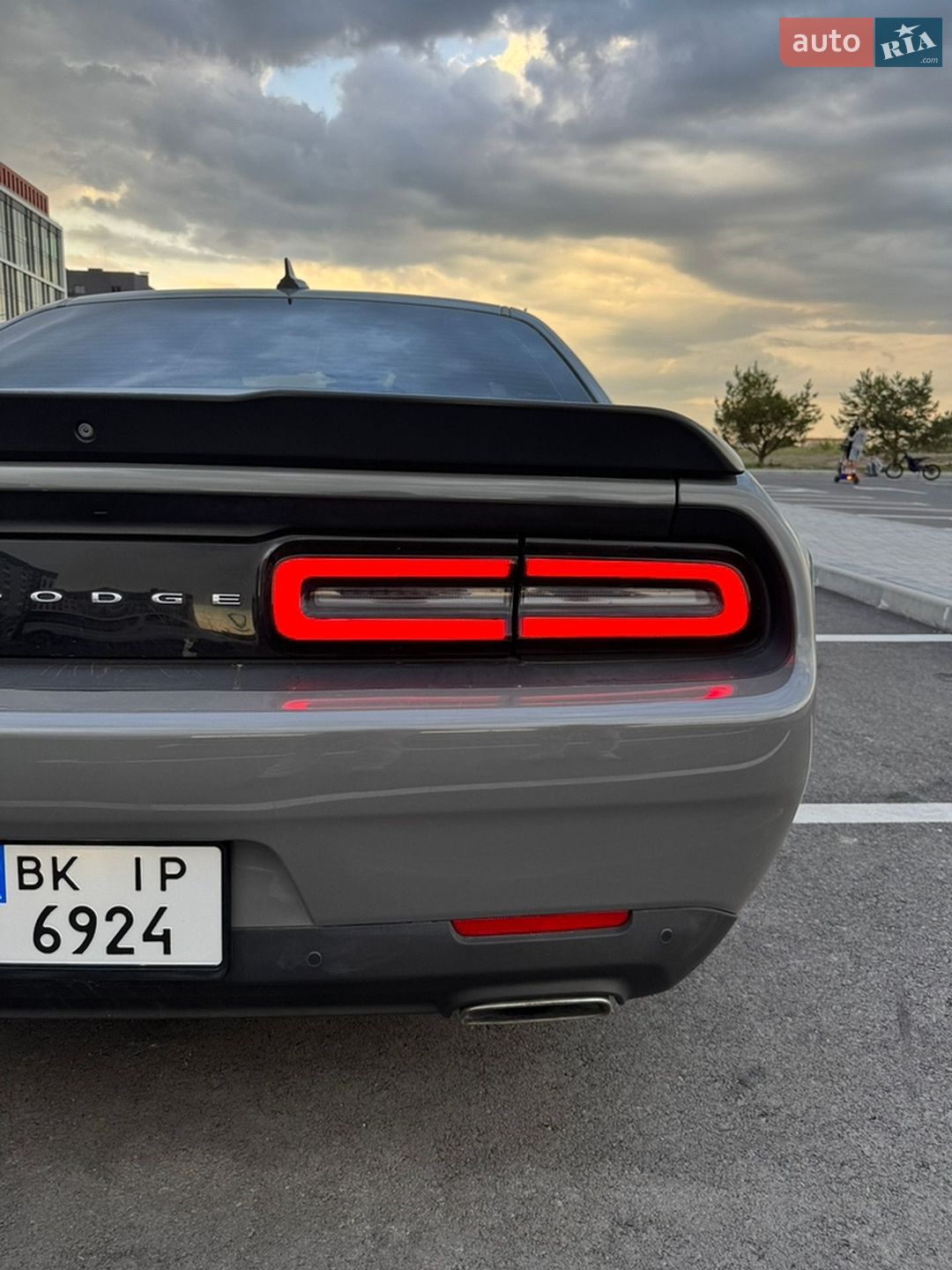 Dodge Challenger 2018 VIN 2C3CDZAG0JH280568 фото оголошення 12 з 28
