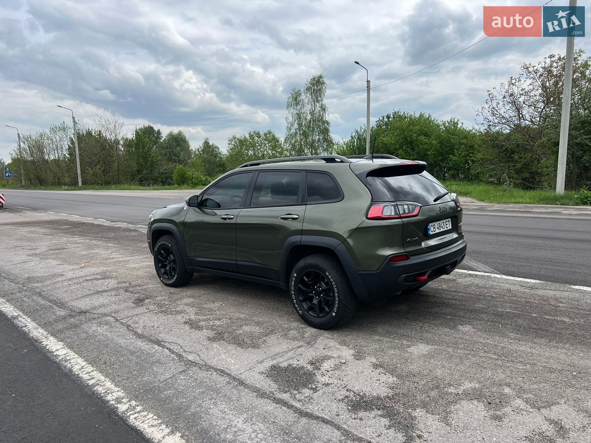 Jeep Cherokee 2021 VIN 1C4PJMBX0MD185078 фото оголошення 6 з 16