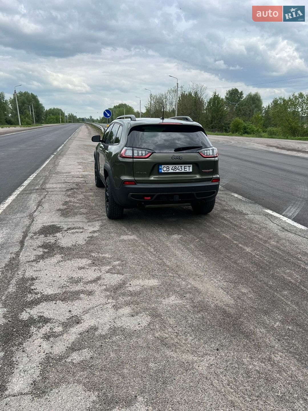 Jeep Cherokee 2021 VIN 1C4PJMBX0MD185078 фото оголошення 8 з 16