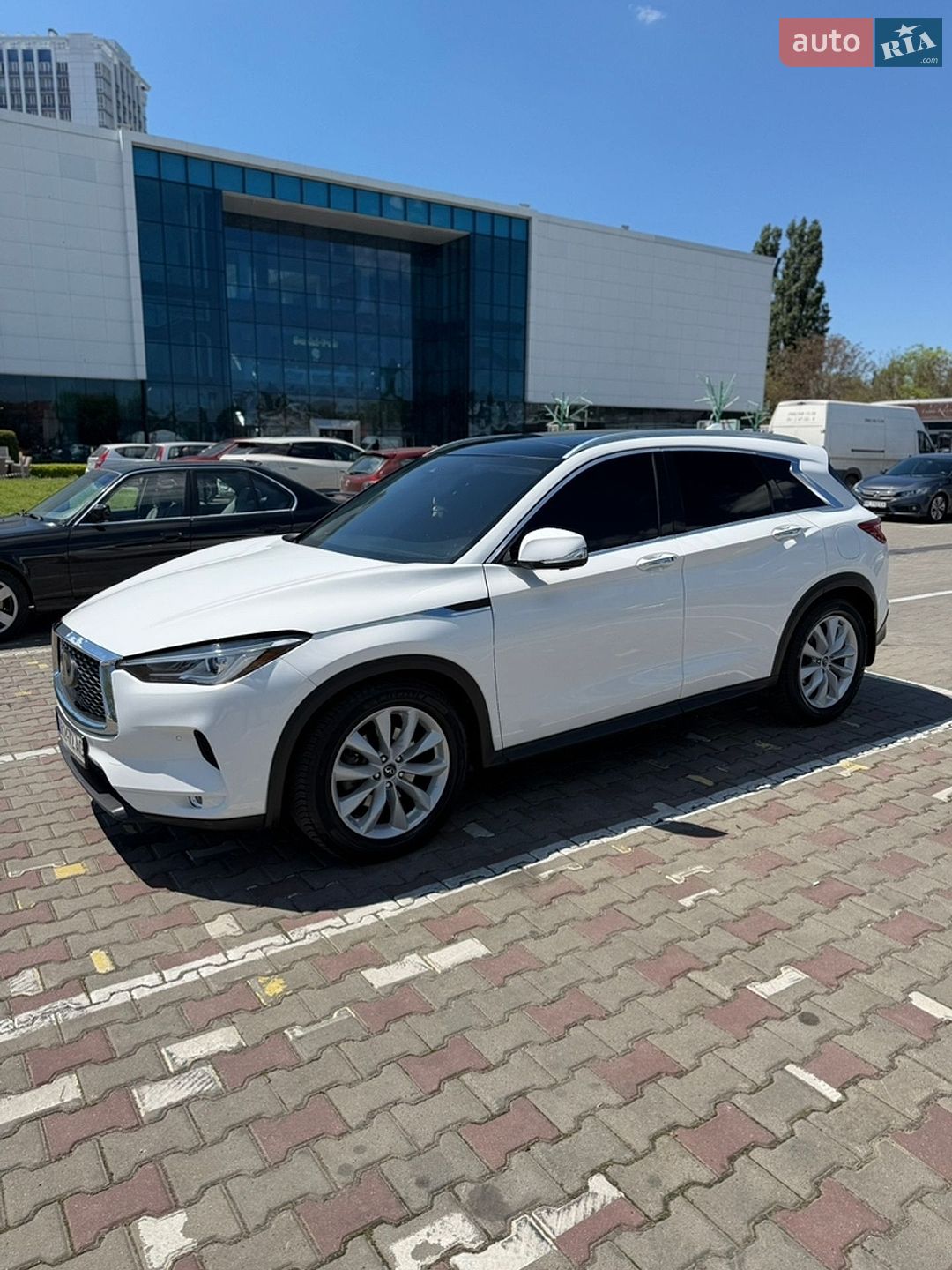 Infiniti QX50 2018 VIN 3PCAJ5M30KF104611 фото оголошення 3 з 47