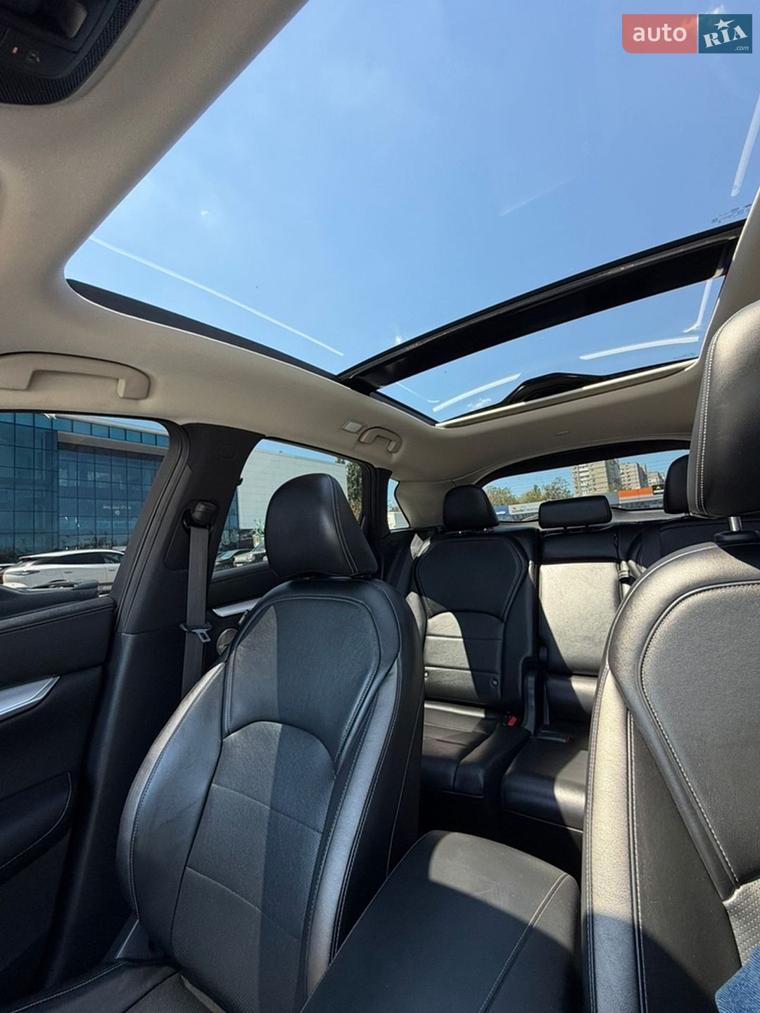 Infiniti QX50 2018 VIN 3PCAJ5M30KF104611 фото оголошення 37 з 47