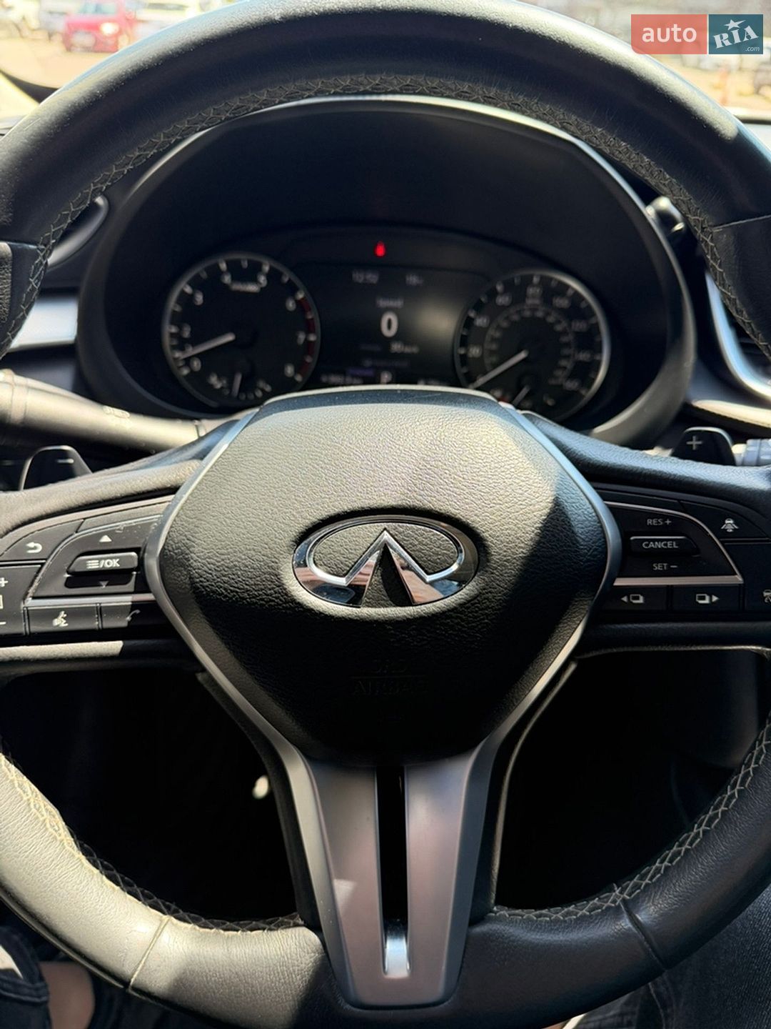 Infiniti QX50 2018 VIN 3PCAJ5M30KF104611 фото оголошення 39 з 47