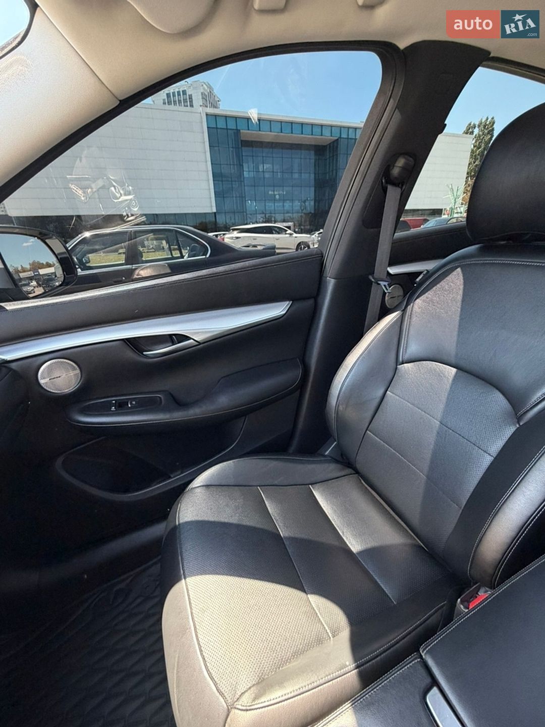 Infiniti QX50 2018 VIN 3PCAJ5M30KF104611 фото оголошення 42 з 47