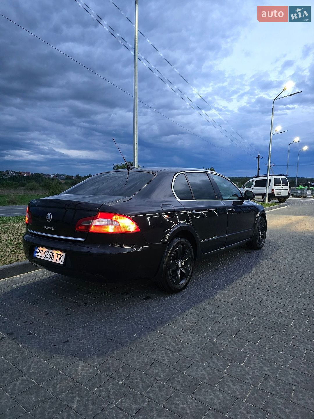 Skoda Superb 2009 VIN TMBAF73T2A9013749 фото оголошення 8 з 38