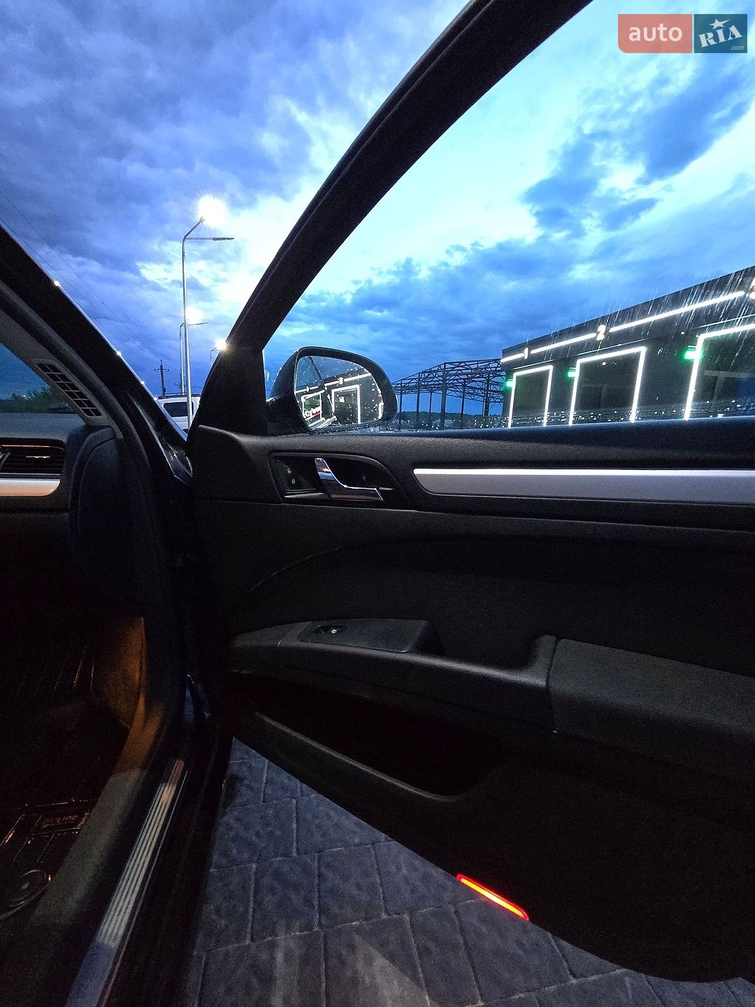 Skoda Superb 2009 VIN TMBAF73T2A9013749 фото оголошення 14 з 38