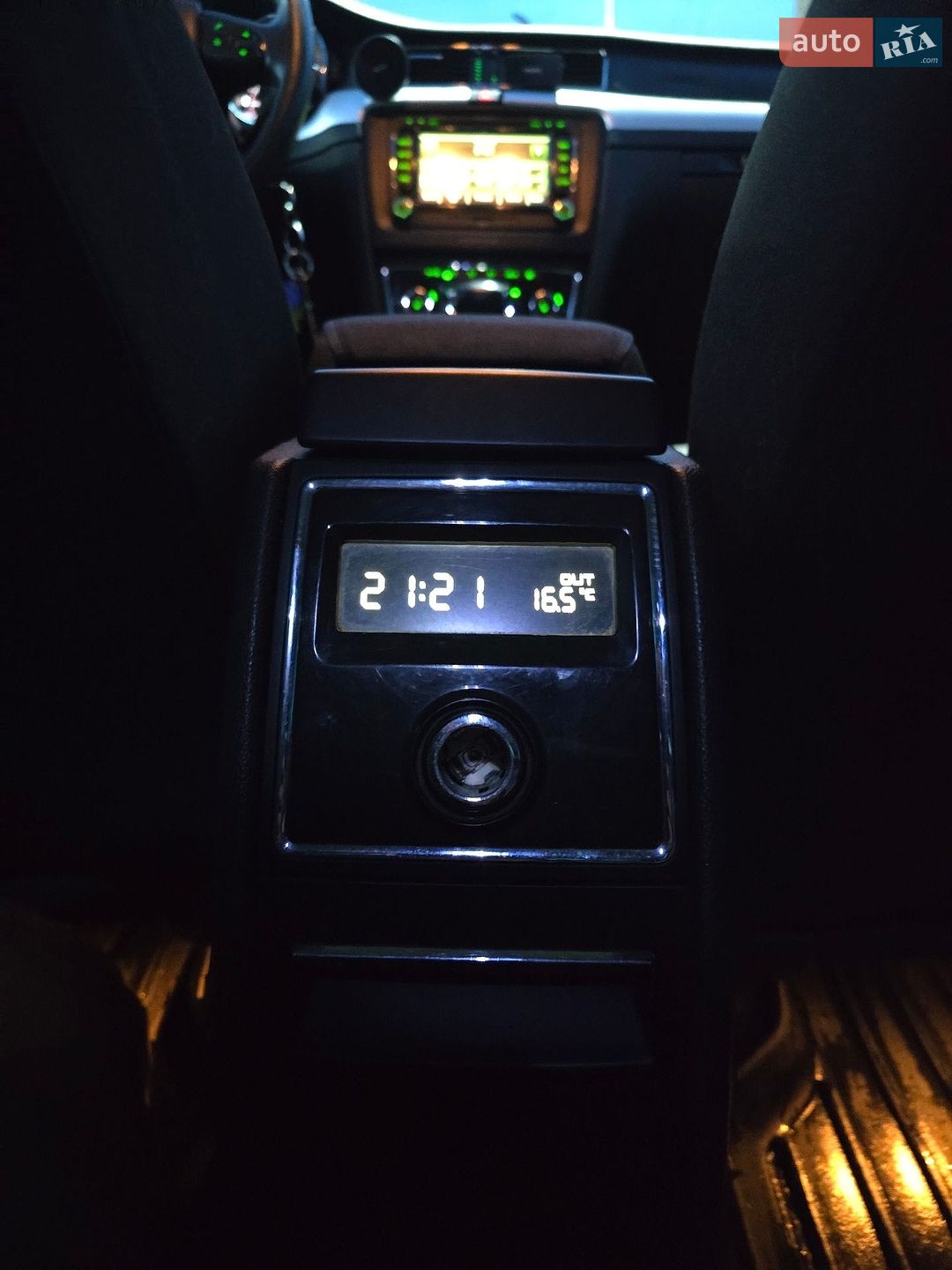 Skoda Superb 2009 VIN TMBAF73T2A9013749 фото оголошення 30 з 38