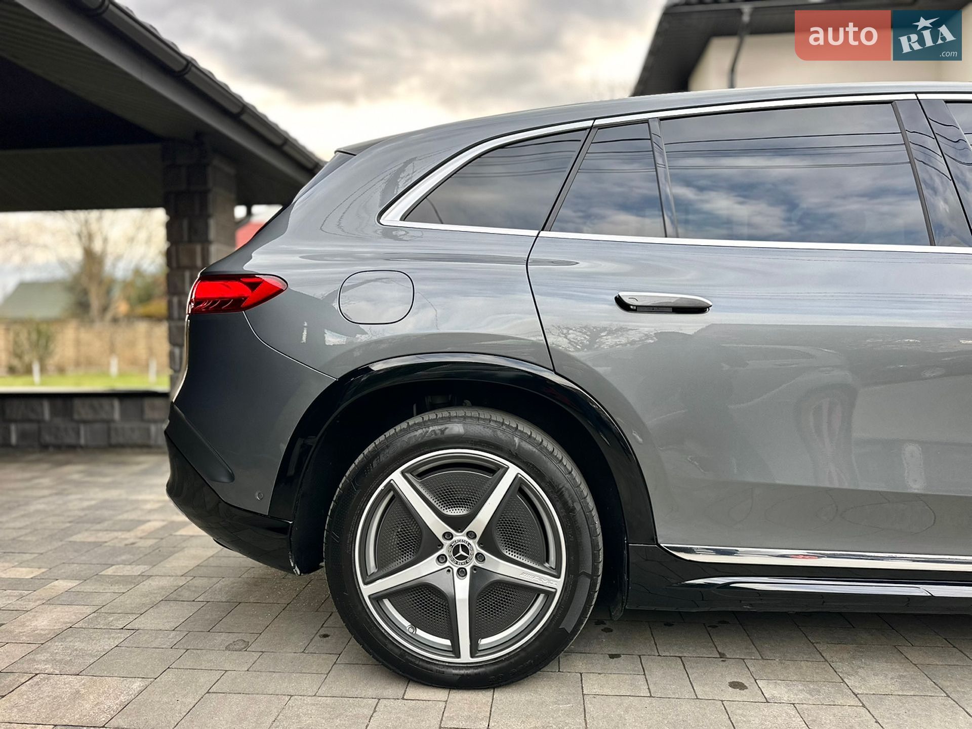 Mercedes-Benz EQS SUV 2023 VIN 4JGDM4EB3PA018175 фото оголошення 6 з 94