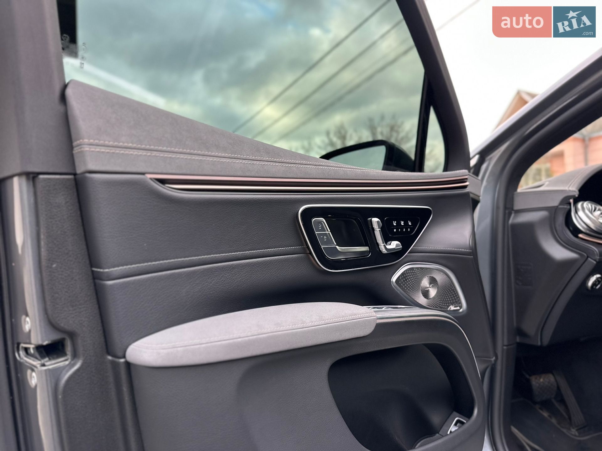 Mercedes-Benz EQS SUV 2023 VIN 4JGDM4EB3PA018175 фото оголошення 44 з 94