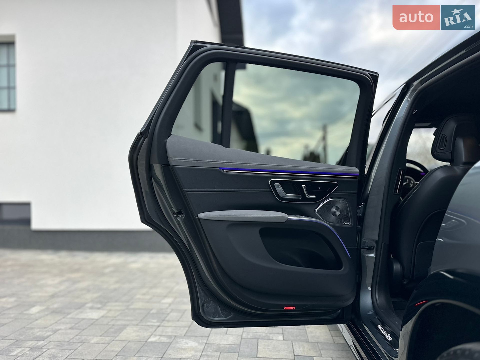 Mercedes-Benz EQS SUV 2023 VIN 4JGDM4EB3PA018175 фото оголошення 72 з 94