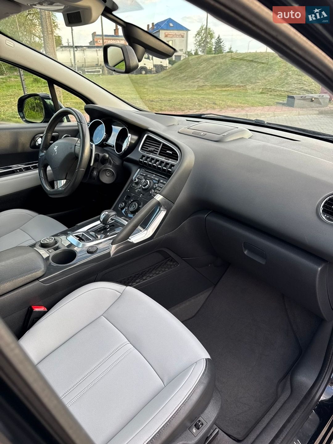 Peugeot 3008 2012 VIN VF3HURHC8CS134947 фото оголошення 42 з 59