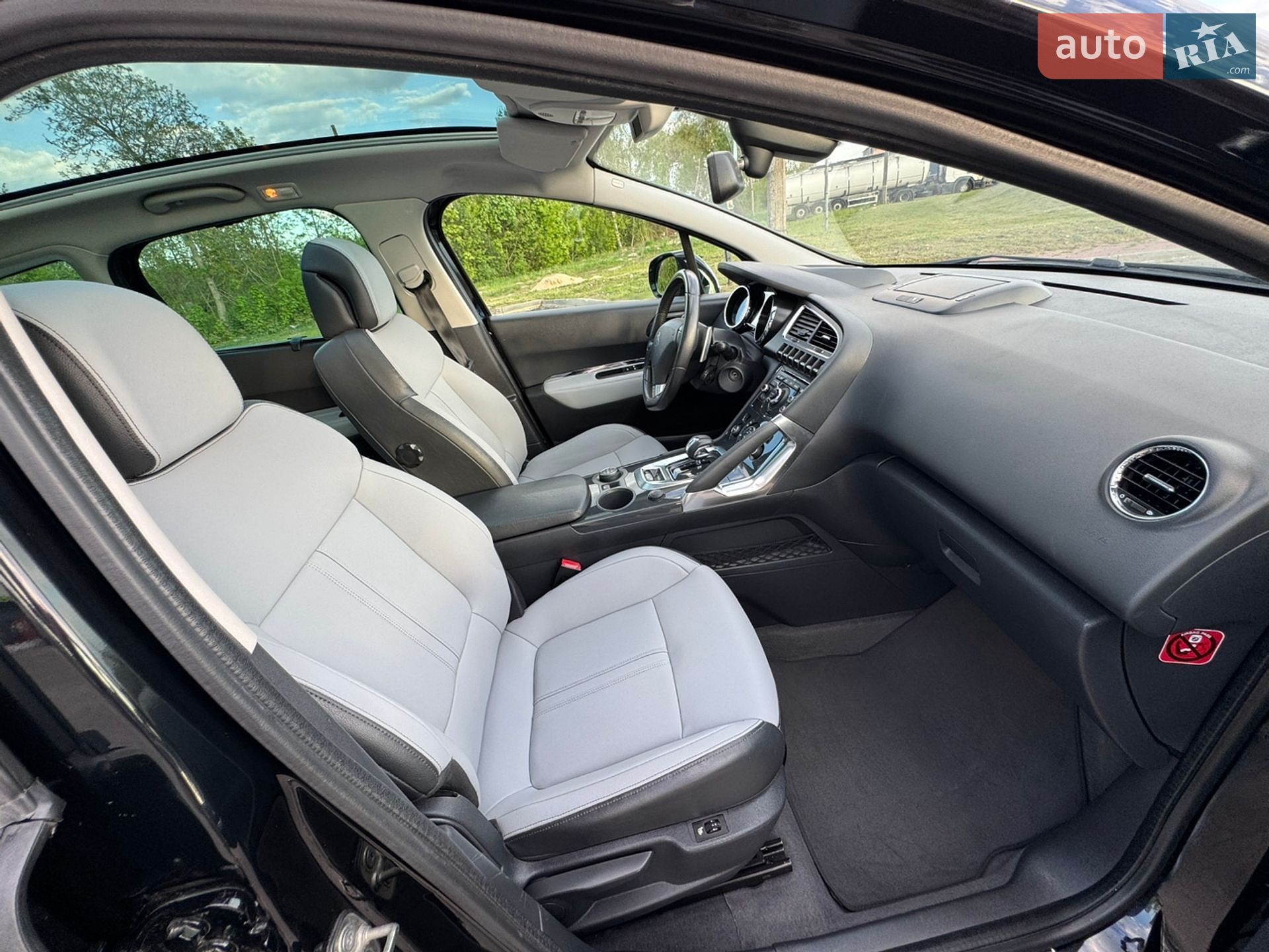 Peugeot 3008 2012 VIN VF3HURHC8CS134947 фото оголошення 47 з 59