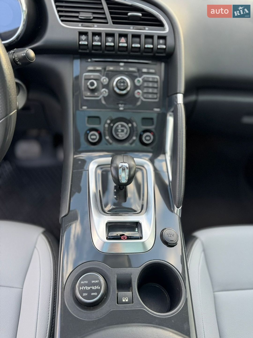 Peugeot 3008 2012 VIN VF3HURHC8CS134947 фото оголошення 53 з 59
