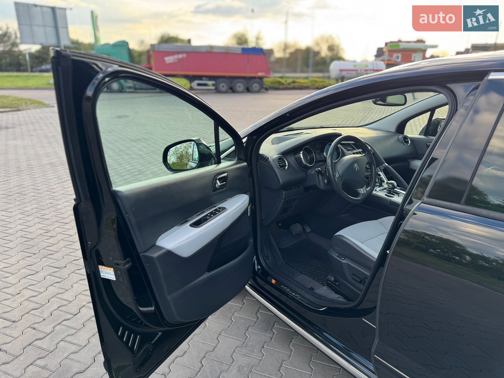 Peugeot 3008 2012 VIN VF3HURHC8CS134947 фото оголошення 56 з 59