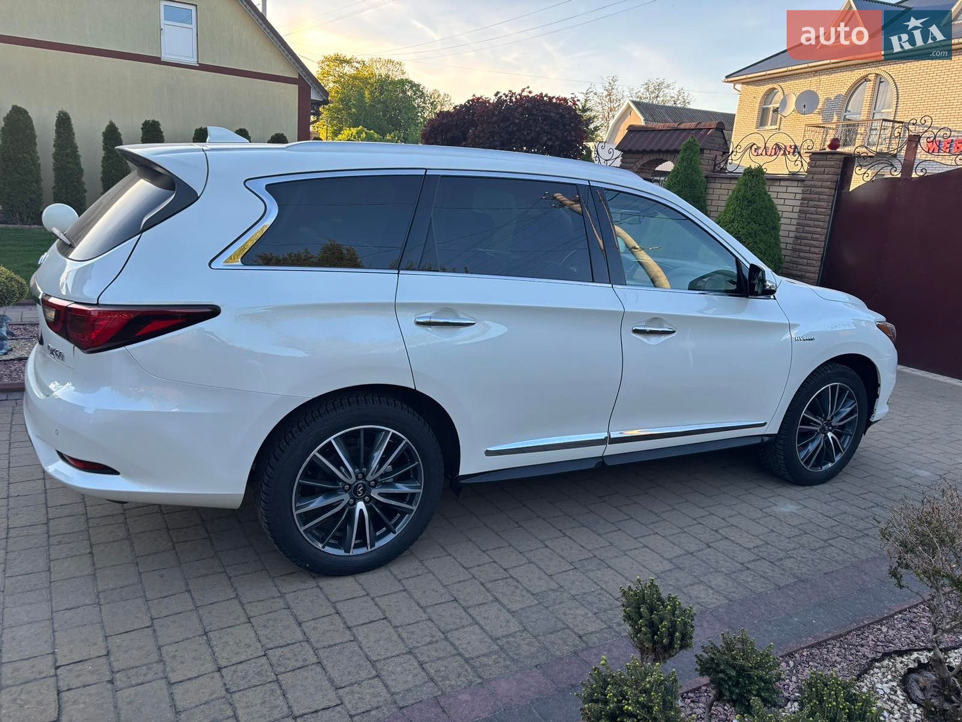 Infiniti QX60 2019 VIN 5N1CL0MB2KC561152 фото оголошення 5 з 42