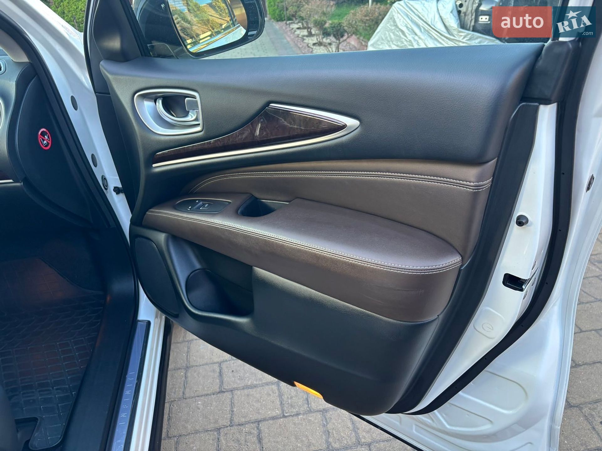 Infiniti QX60 2019 VIN 5N1CL0MB2KC561152 фото оголошення 19 з 42