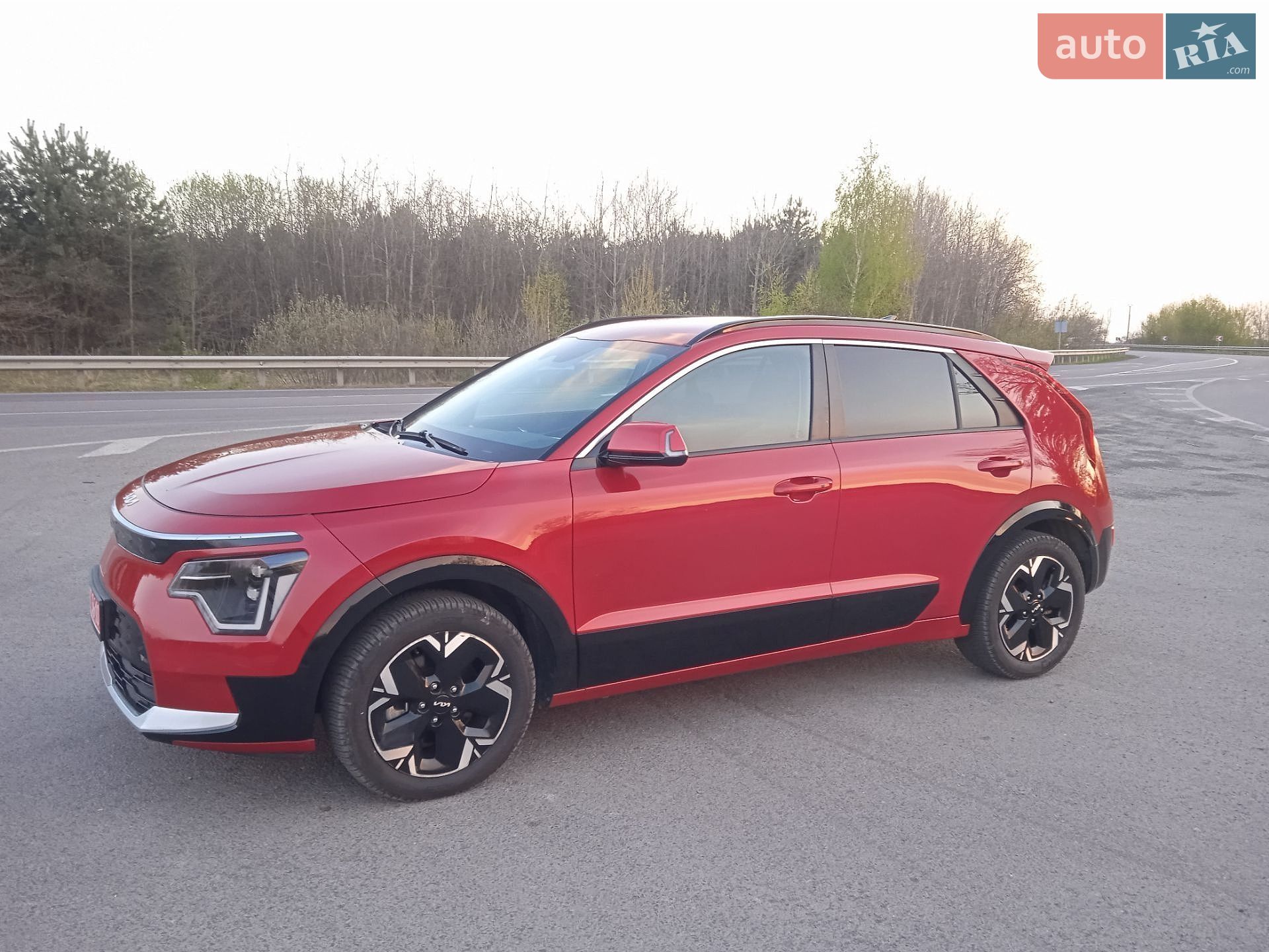 Kia Niro 2023 VIN KNDCR3L17P5045135 фото оголошення 12 з 33
