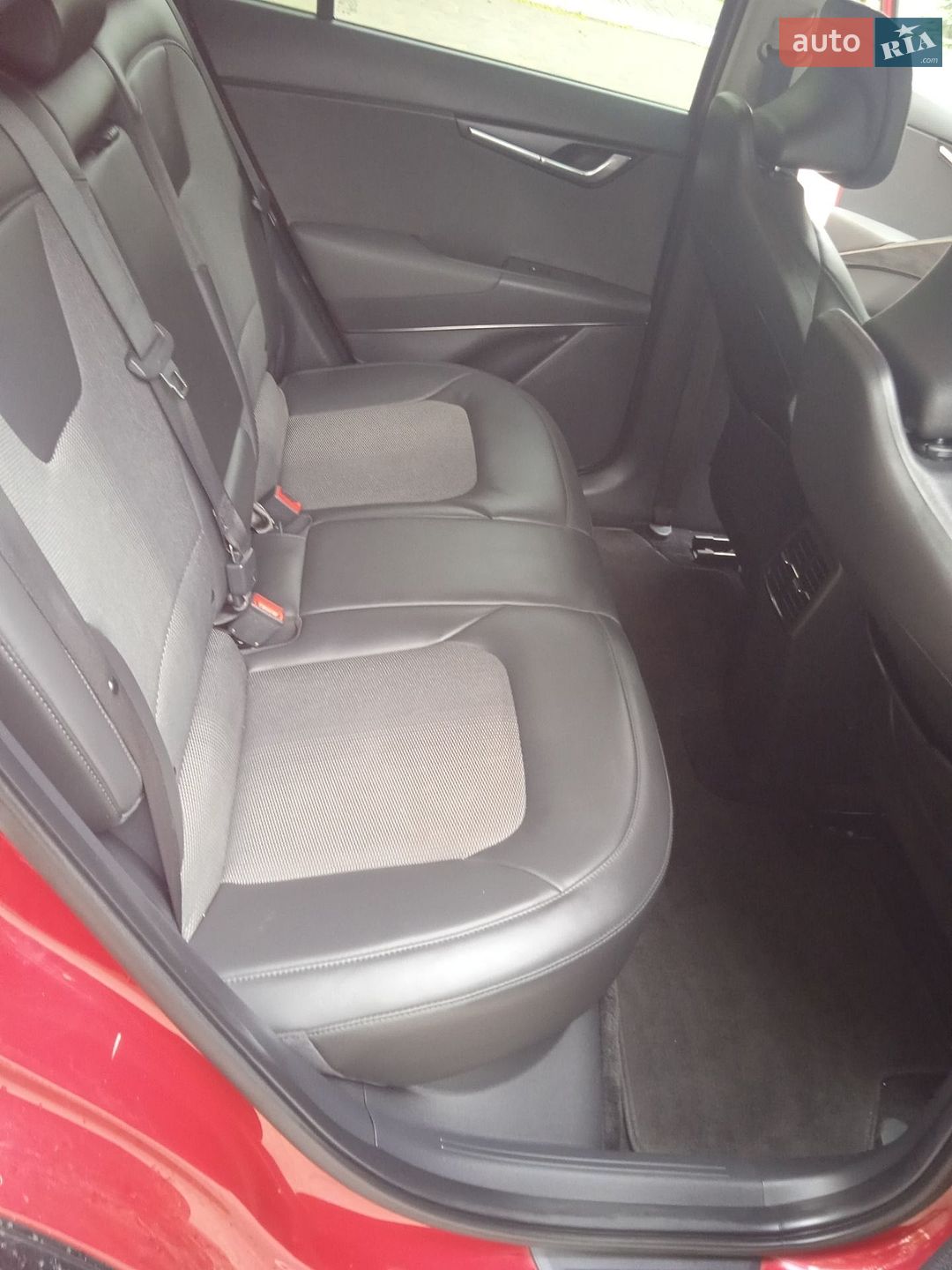 Kia Niro 2023 VIN KNDCR3L17P5045135 фото оголошення 28 з 33