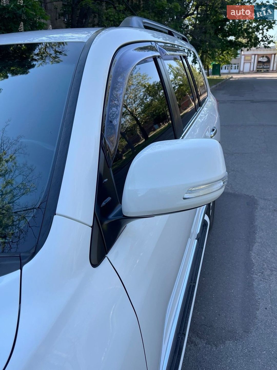 Toyota Land Cruiser 2017 VIN JTMCX05J504146994 фото оголошення 20 з 86