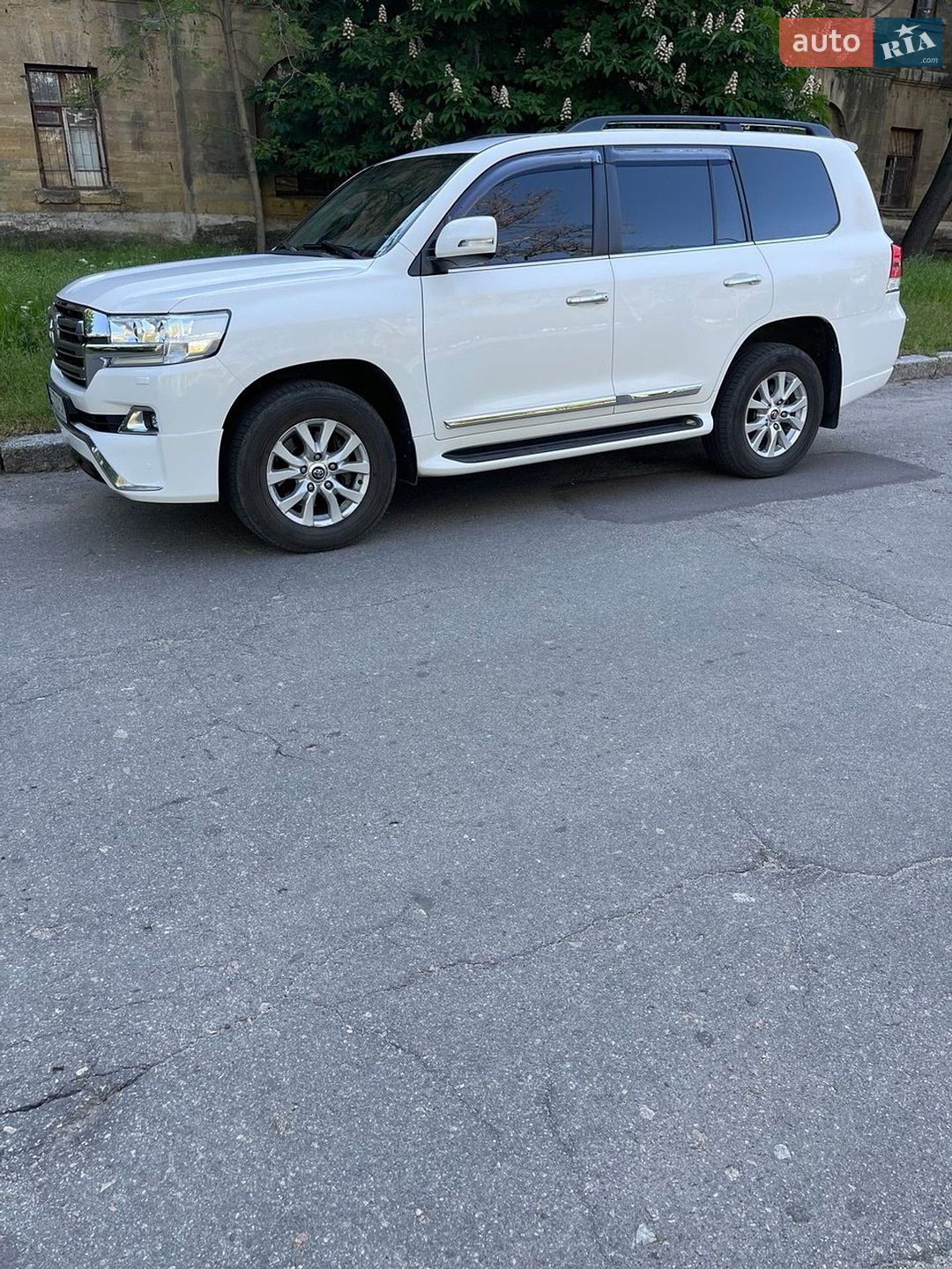Toyota Land Cruiser 2017 VIN JTMCX05J504146994 фото оголошення 28 з 86
