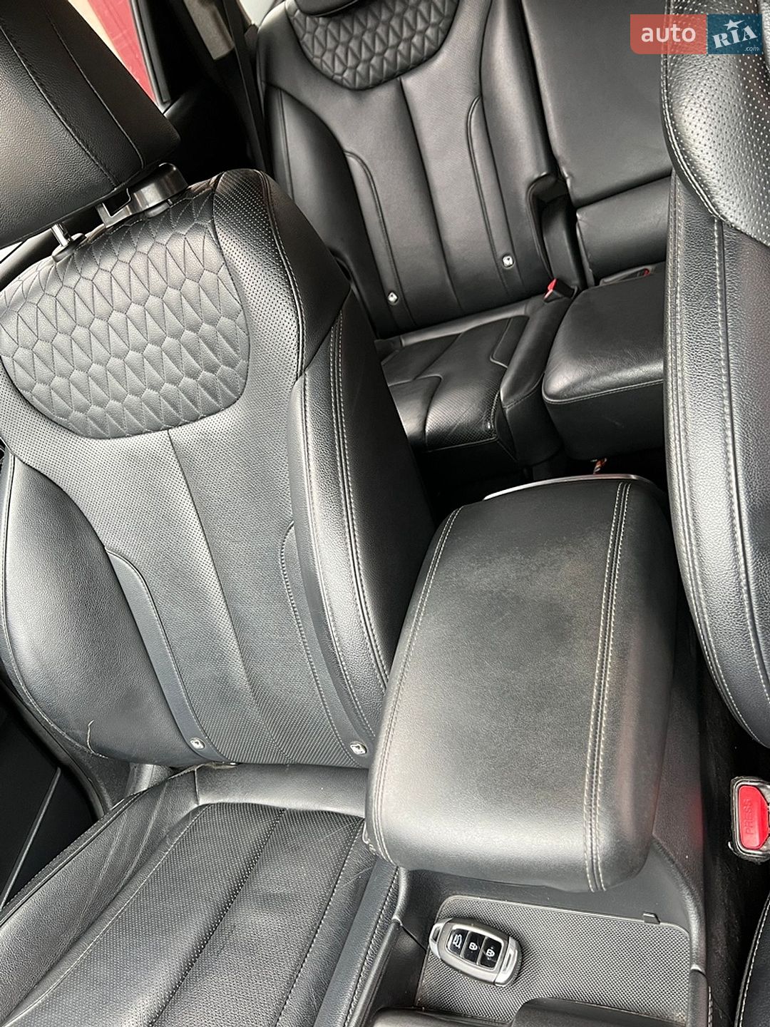 Hyundai Santa FE 2019 VIN KMHS381CDKU086926 фото оголошення 25 з 48