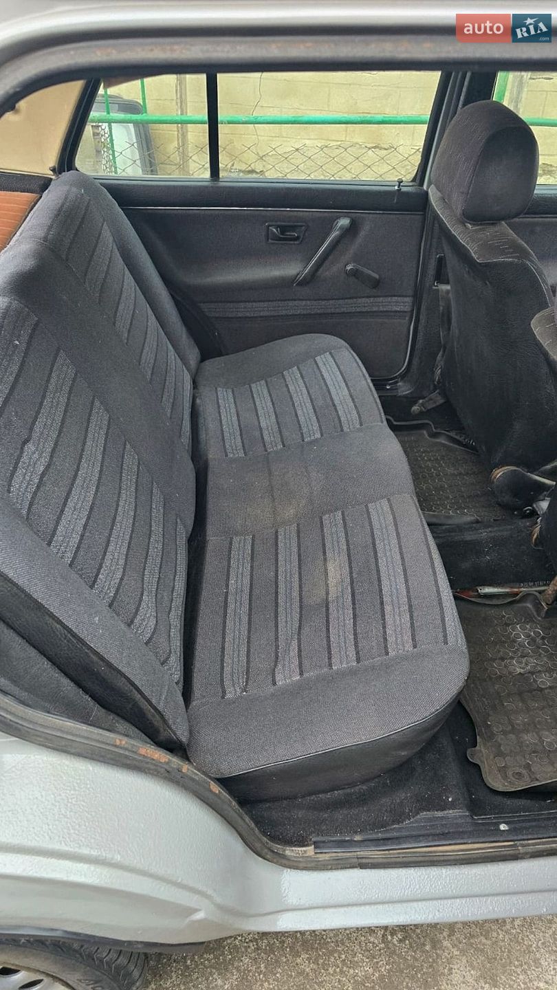 Volkswagen Golf 1987 VIN WVWZZZ19ZHW542720 фото оголошення 9 з 14