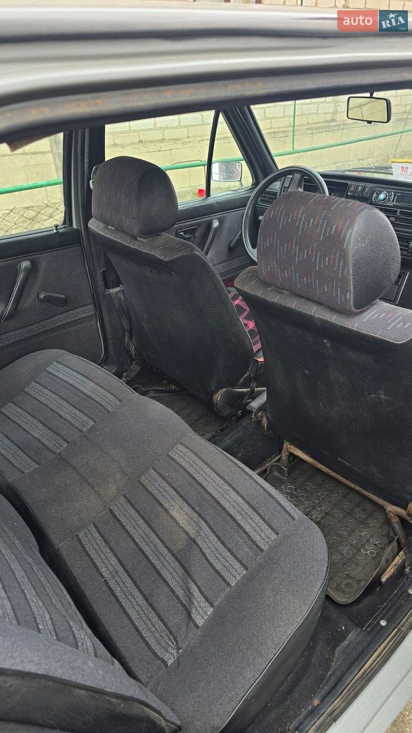 Volkswagen Golf 1987 VIN WVWZZZ19ZHW542720 фото оголошення 7 з 14