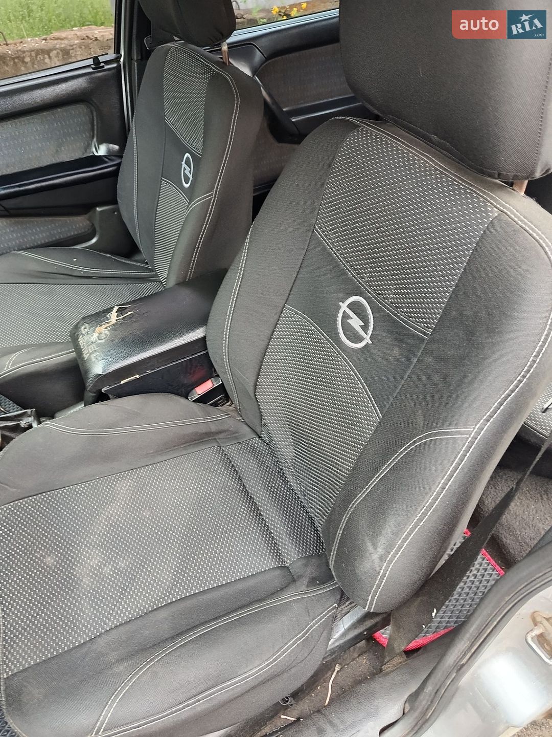 Opel Vectra 1993 VIN W0L000087P5008271 фото оголошення 8 з 8