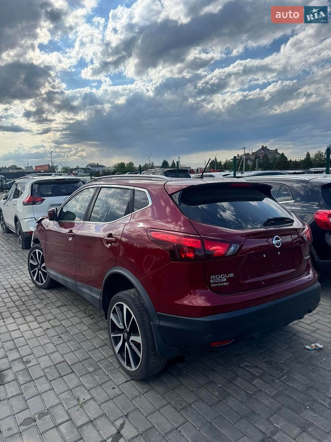 Nissan Rogue Sport 2019 VIN JN1BJ1CR1KW329931 фото оголошення 17 з 19