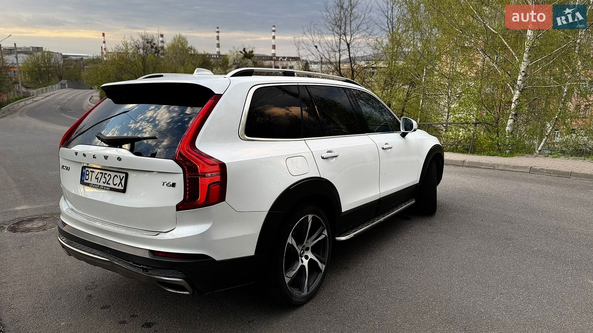 Volvo XC90 2015 VIN YV4A22PK9G1018161 фото оголошення 5 з 17