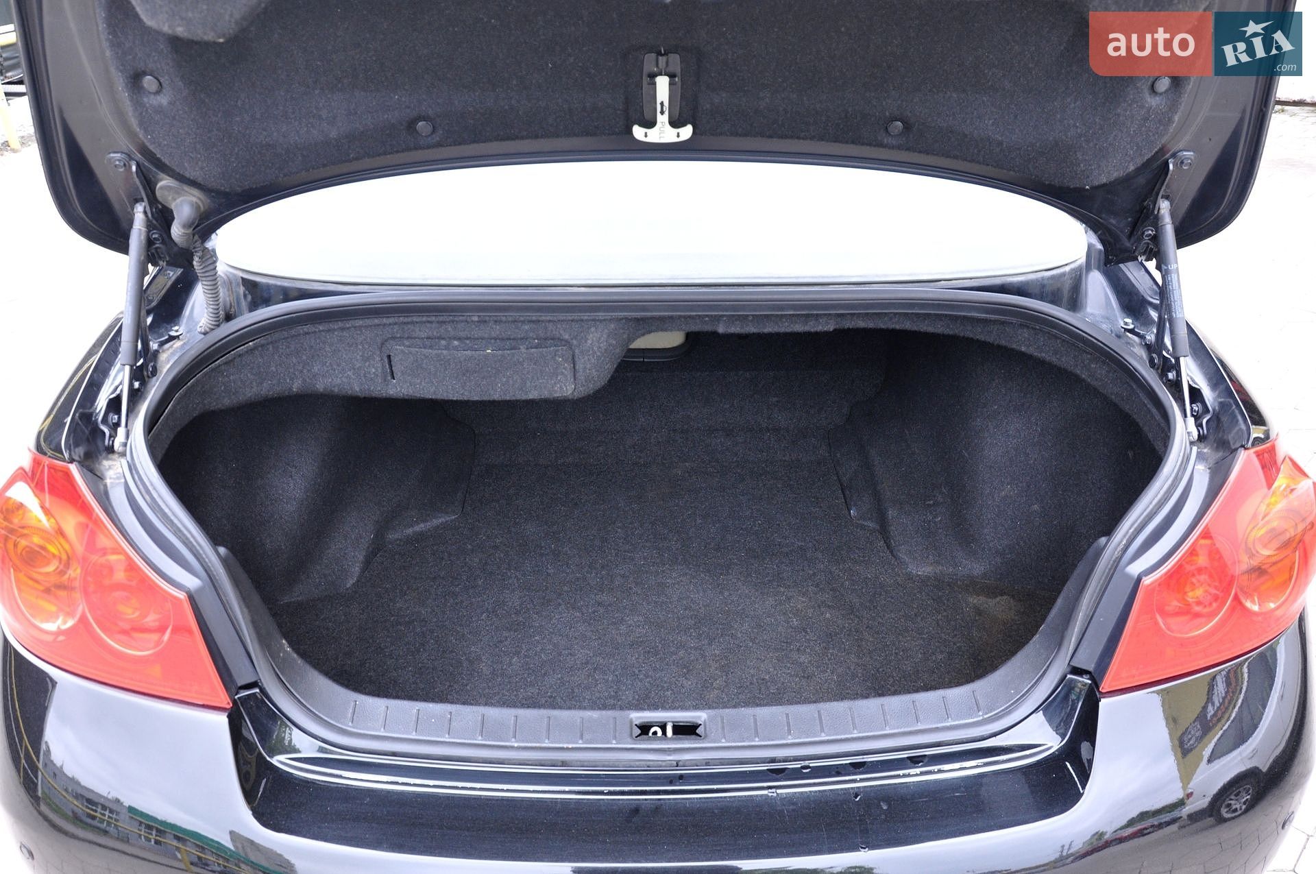 Infiniti G35 2008 VIN JNKBV61E98M501883 фото оголошення 26 з 53