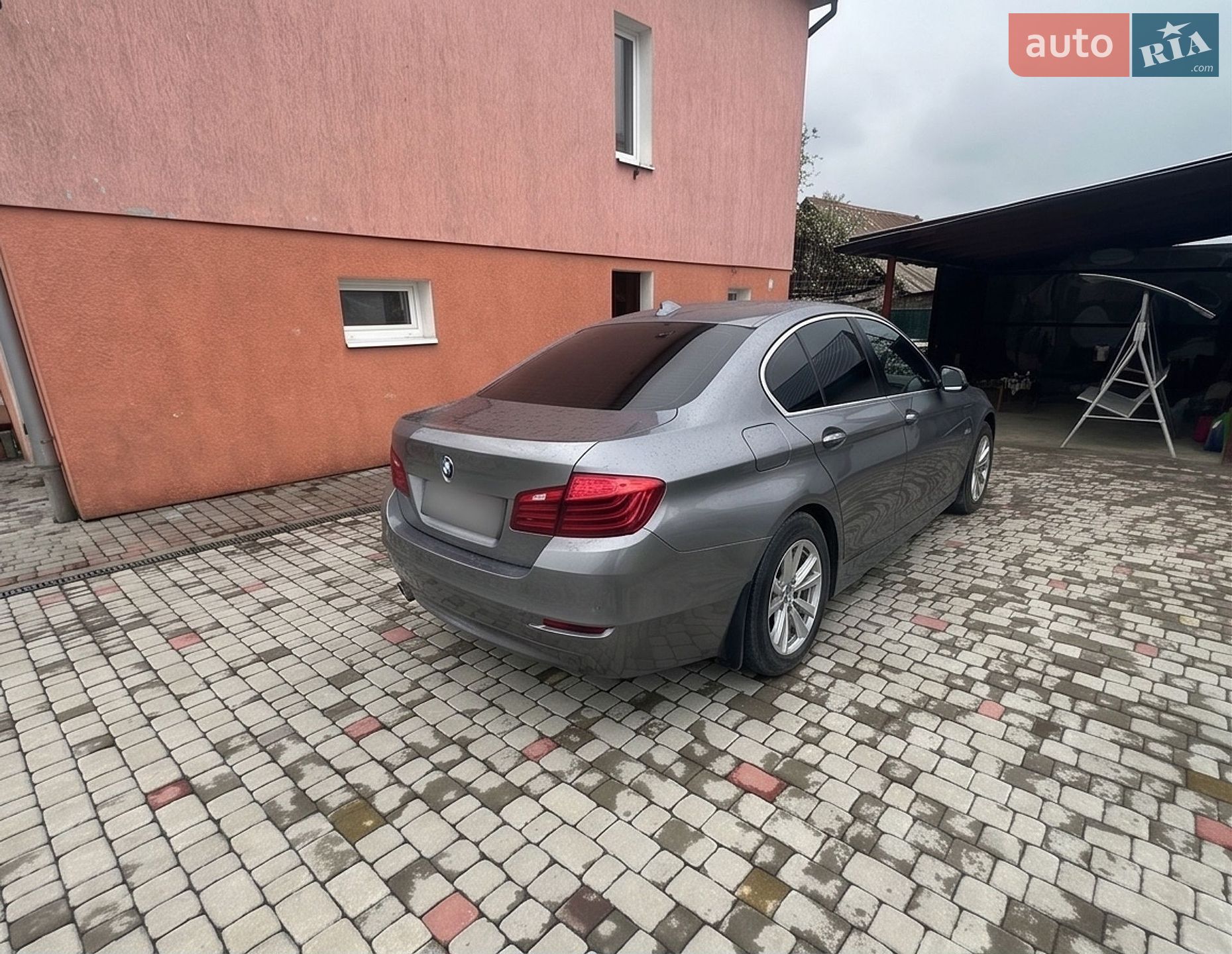 BMW 5 Series 2014 VIN WBA5C31030D764900 фото оголошення 2 з 10
