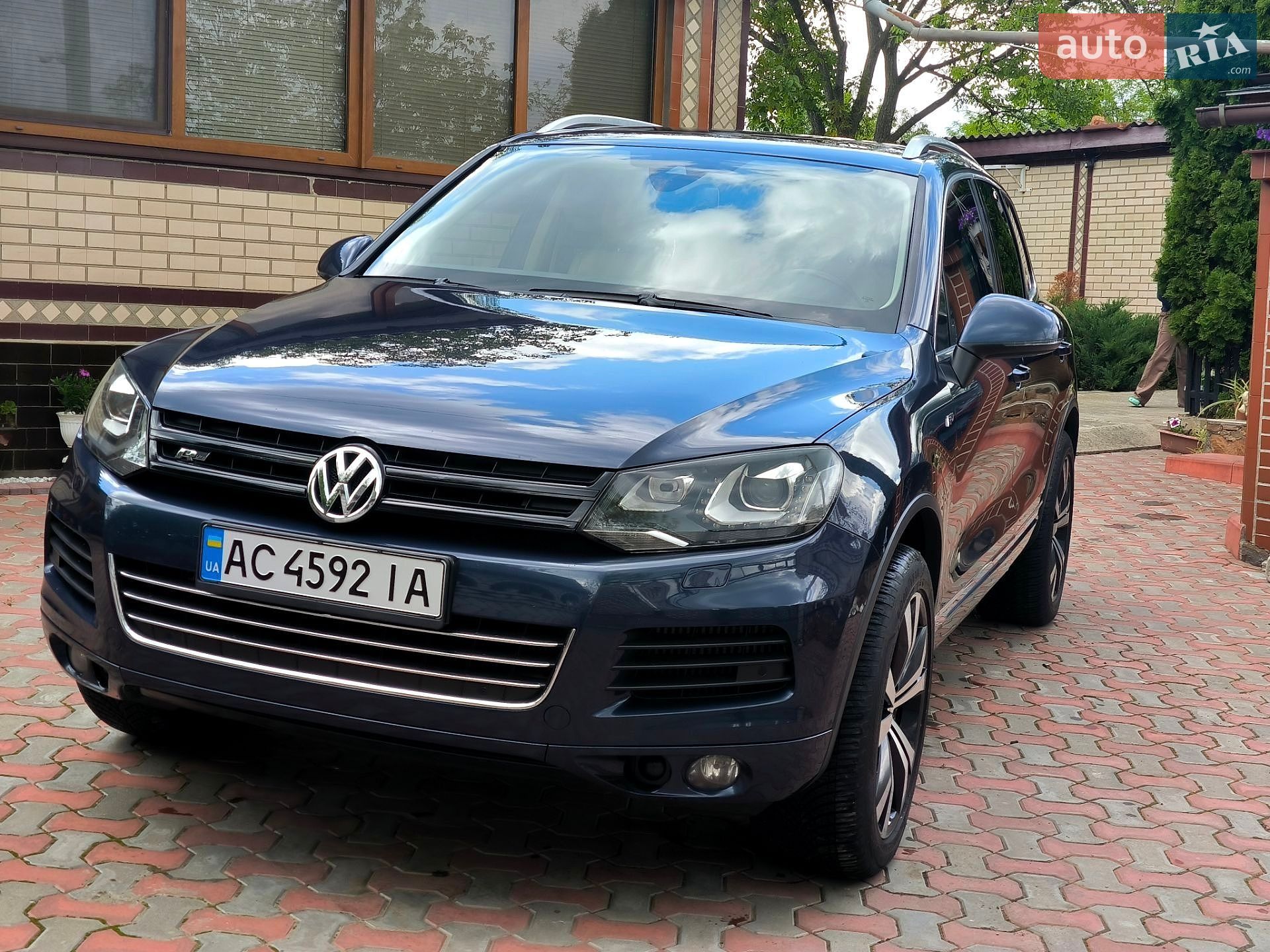 Volkswagen Touareg 2014 VIN WVGZZZ7PZED044873 фото оголошення 3 з 193