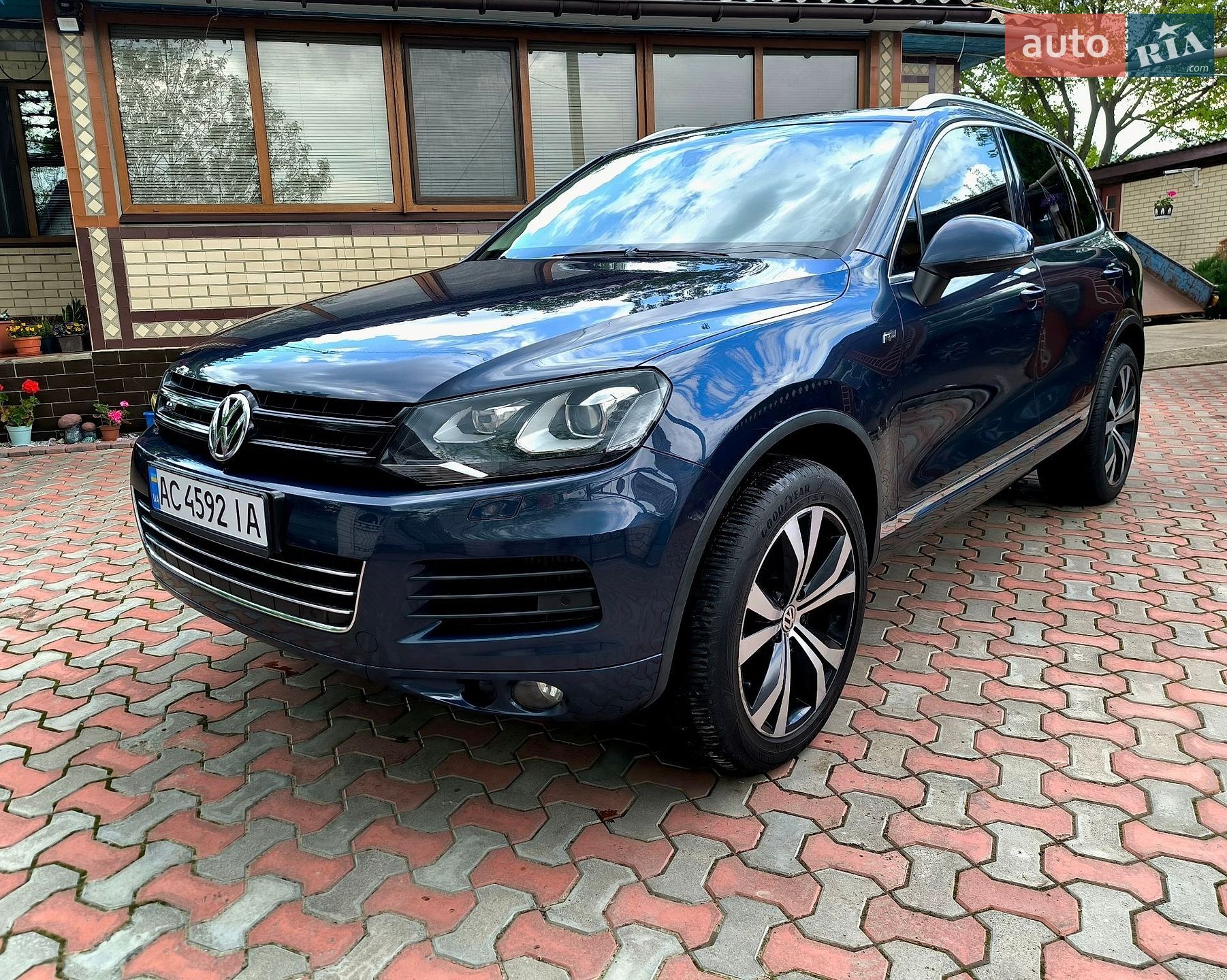 Volkswagen Touareg 2014 VIN WVGZZZ7PZED044873 фото оголошення 4 з 193