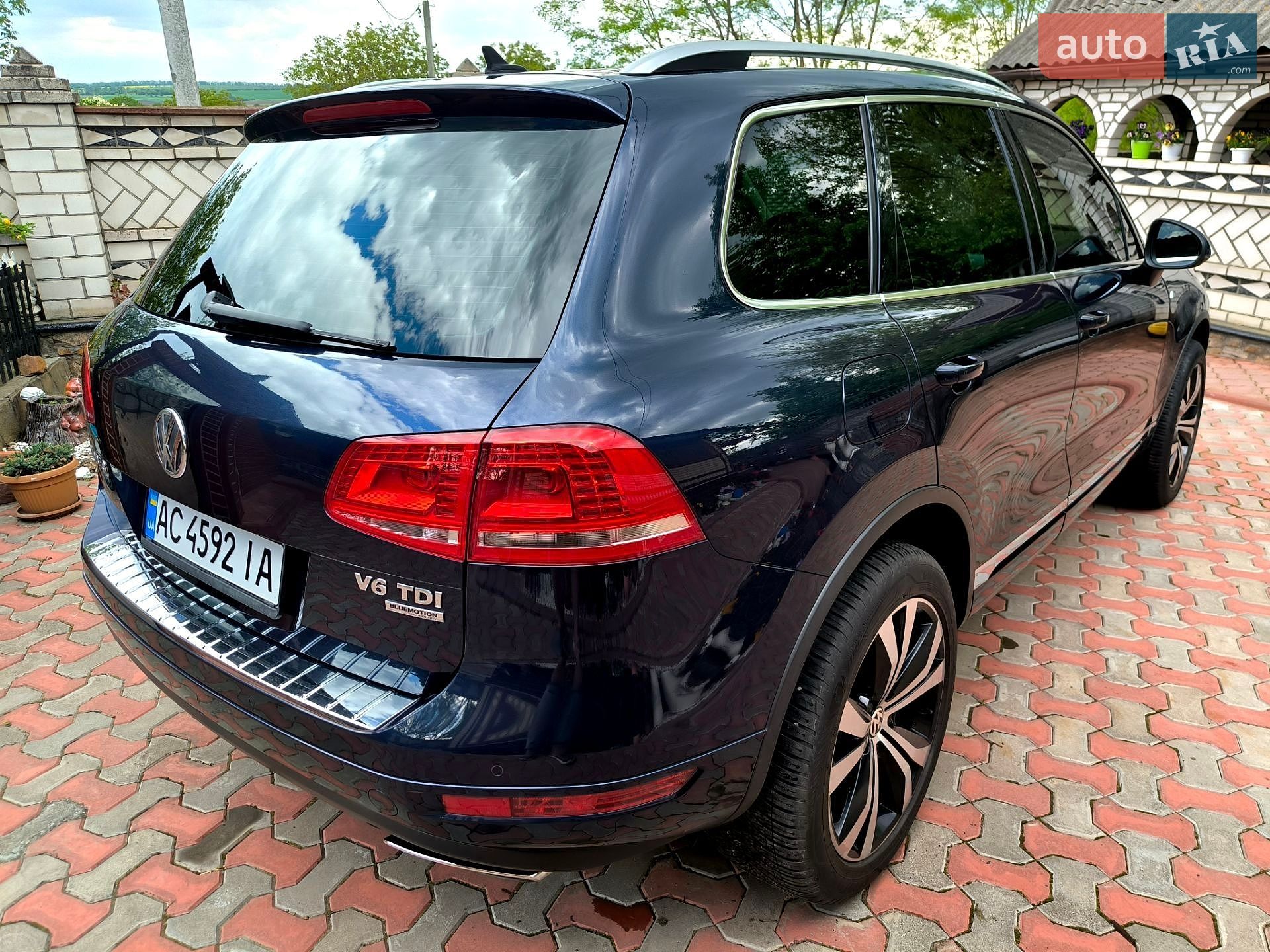 Volkswagen Touareg 2014 VIN WVGZZZ7PZED044873 фото оголошення 15 з 193