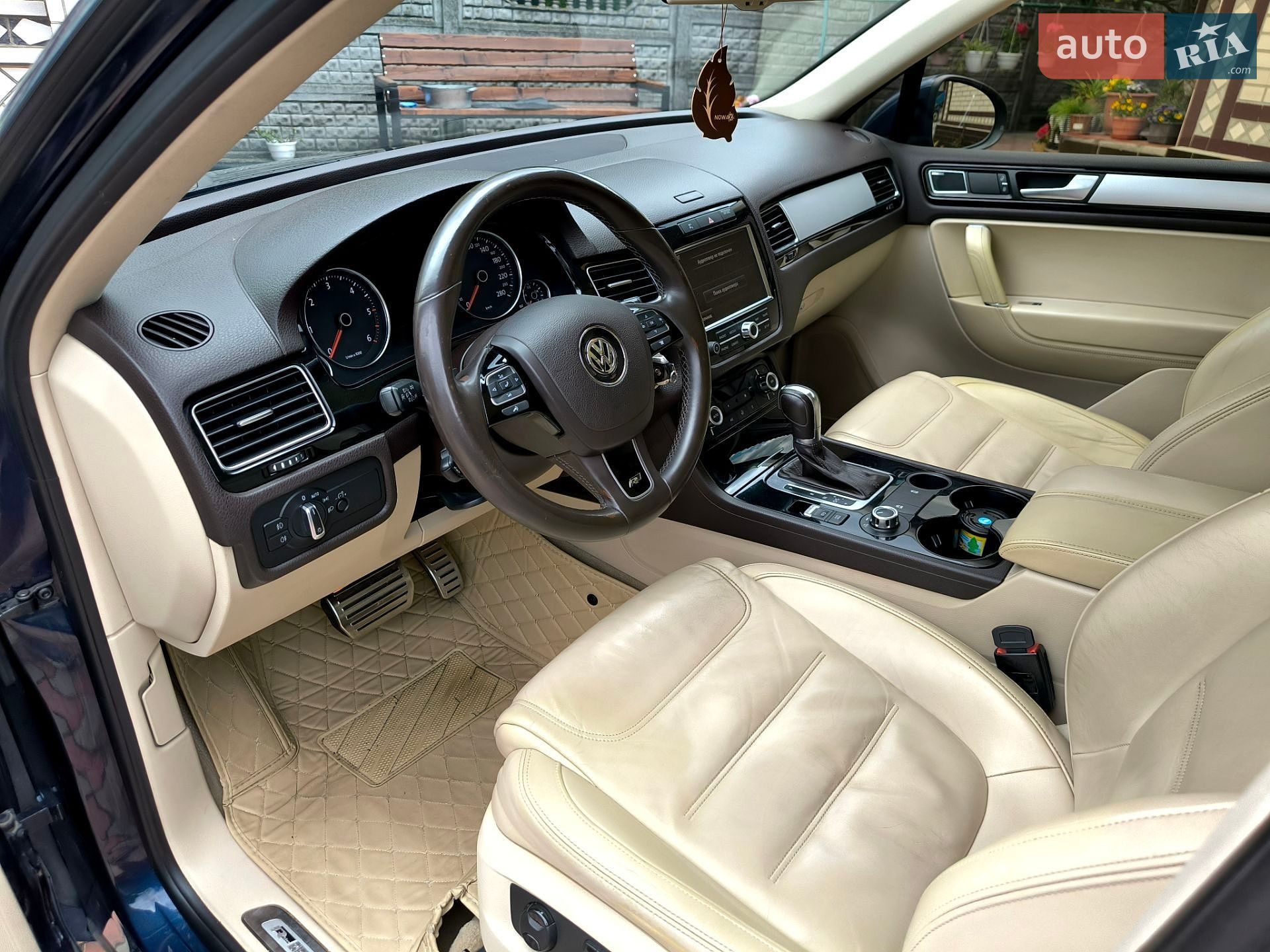 Volkswagen Touareg 2014 VIN WVGZZZ7PZED044873 фото оголошення 41 з 118