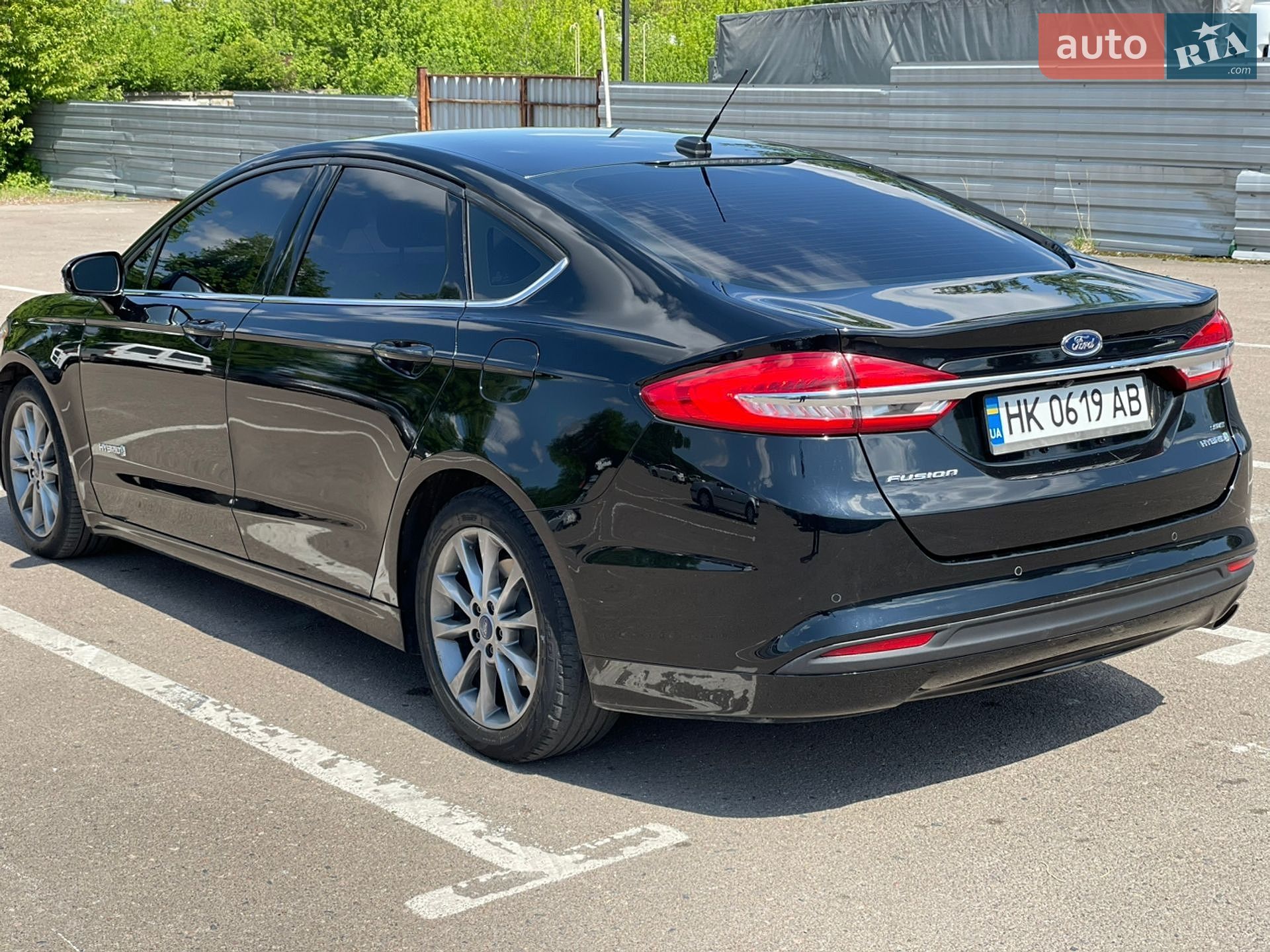 Ford Fusion 2017 VIN 3FA6P0LU5HR319528 фото оголошення 9 з 39