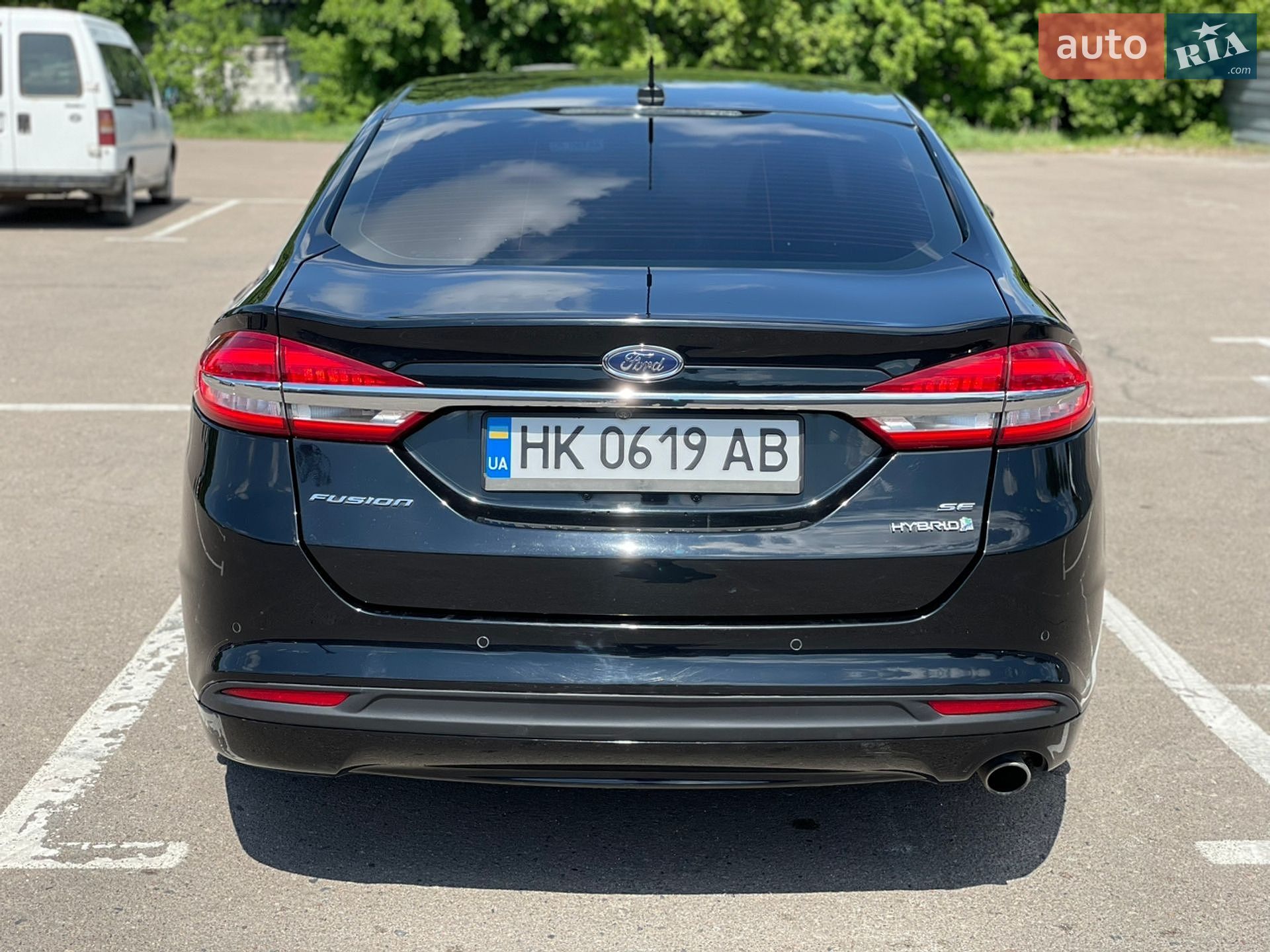 Ford Fusion 2017 VIN 3FA6P0LU5HR319528 фото оголошення 12 з 39