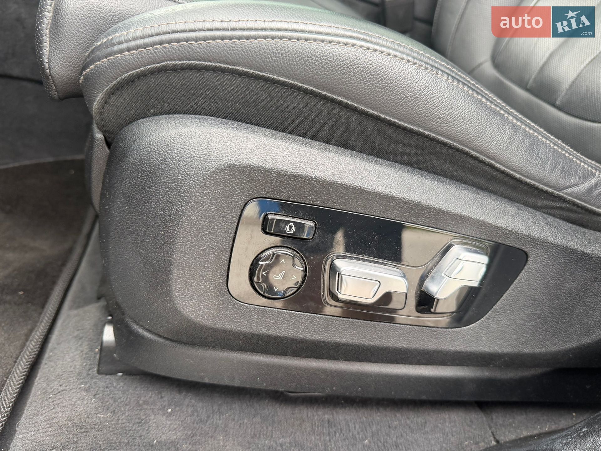 BMW X5 2022 VIN 5UXJU4C01N9L95660 фото оголошення 45 з 59