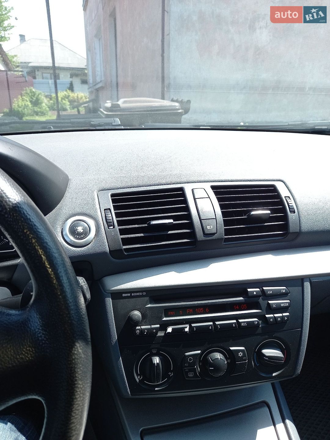 BMW 1 Series 2005 VIN WBAUF110X0PT57663 фото оголошення 16 з 26