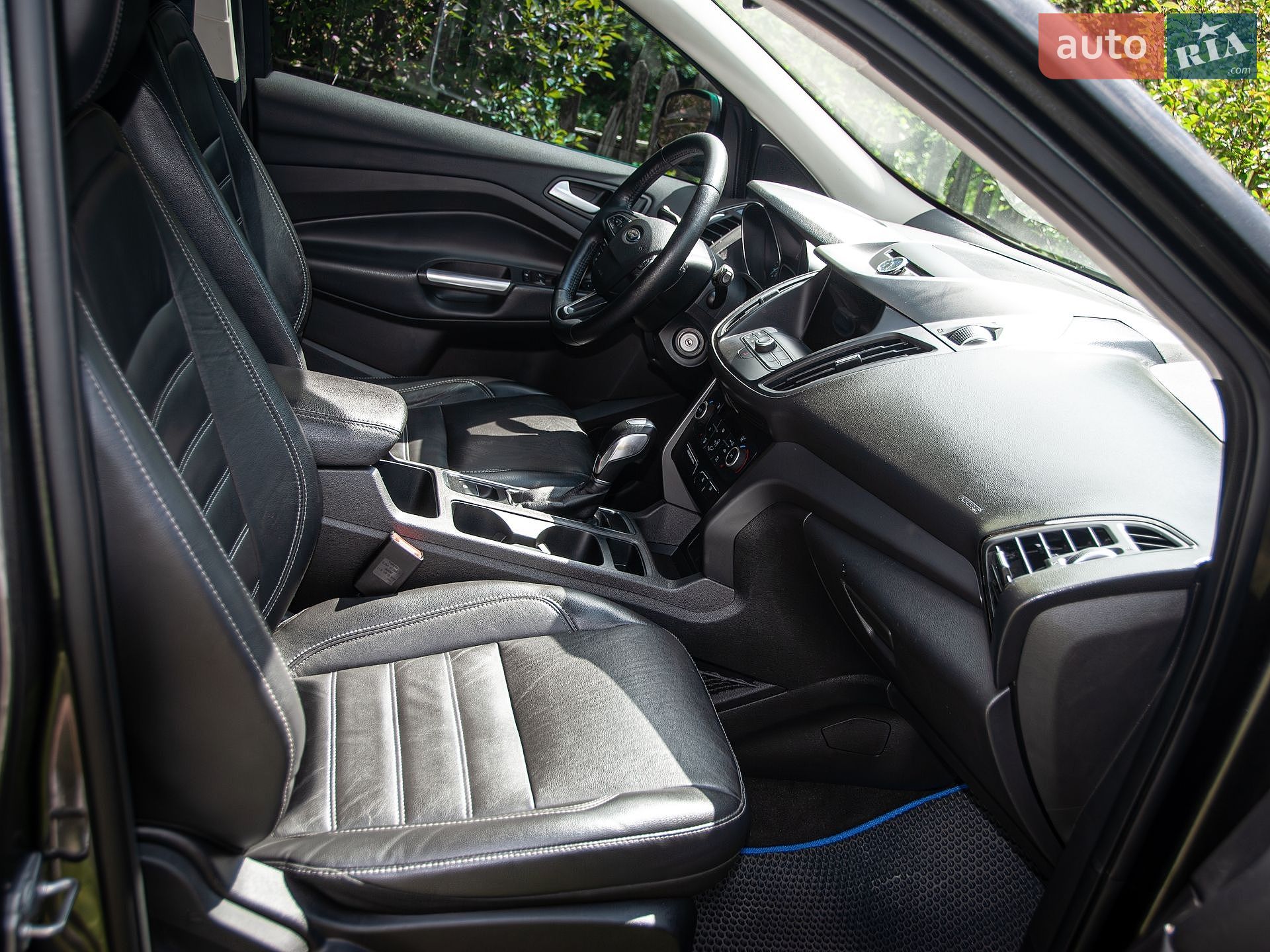 Ford Escape 2018 VIN 1FMCU0HD6JUC58716 фото оголошення 21 з 81