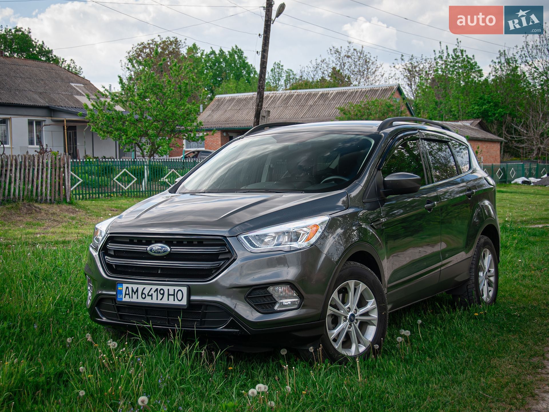 Ford Escape 2018 VIN 1FMCU0HD6JUC58716 фото оголошення 25 з 81