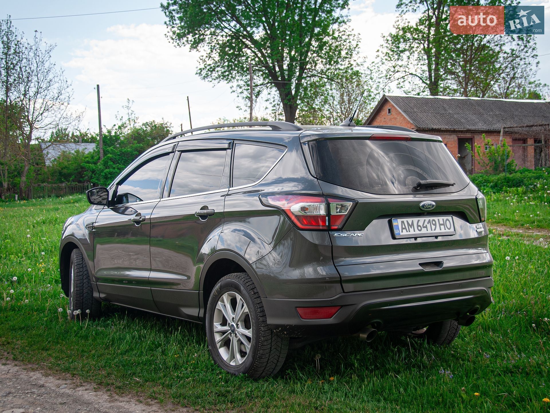 Ford Escape 2018 VIN 1FMCU0HD6JUC58716 фото оголошення 26 з 81