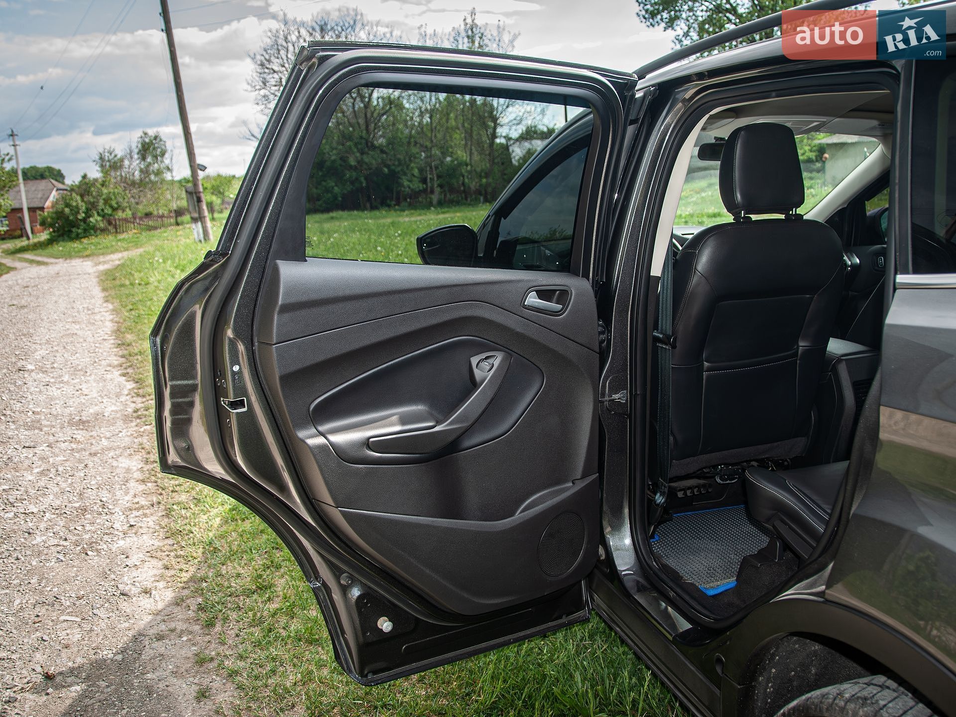 Ford Escape 2018 VIN 1FMCU0HD6JUC58716 фото оголошення 48 з 81
