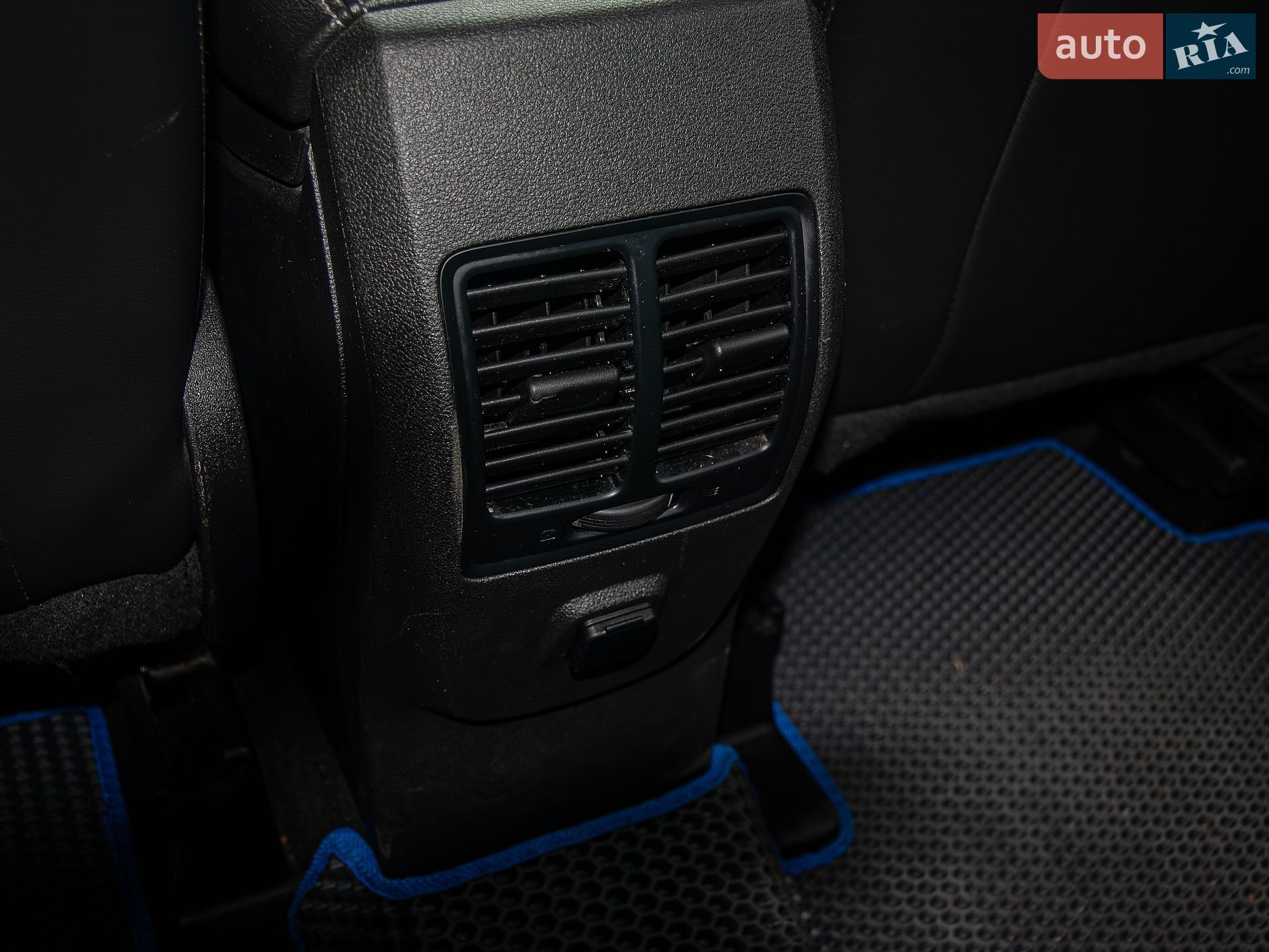 Ford Escape 2018 VIN 1FMCU0HD6JUC58716 фото оголошення 59 з 81