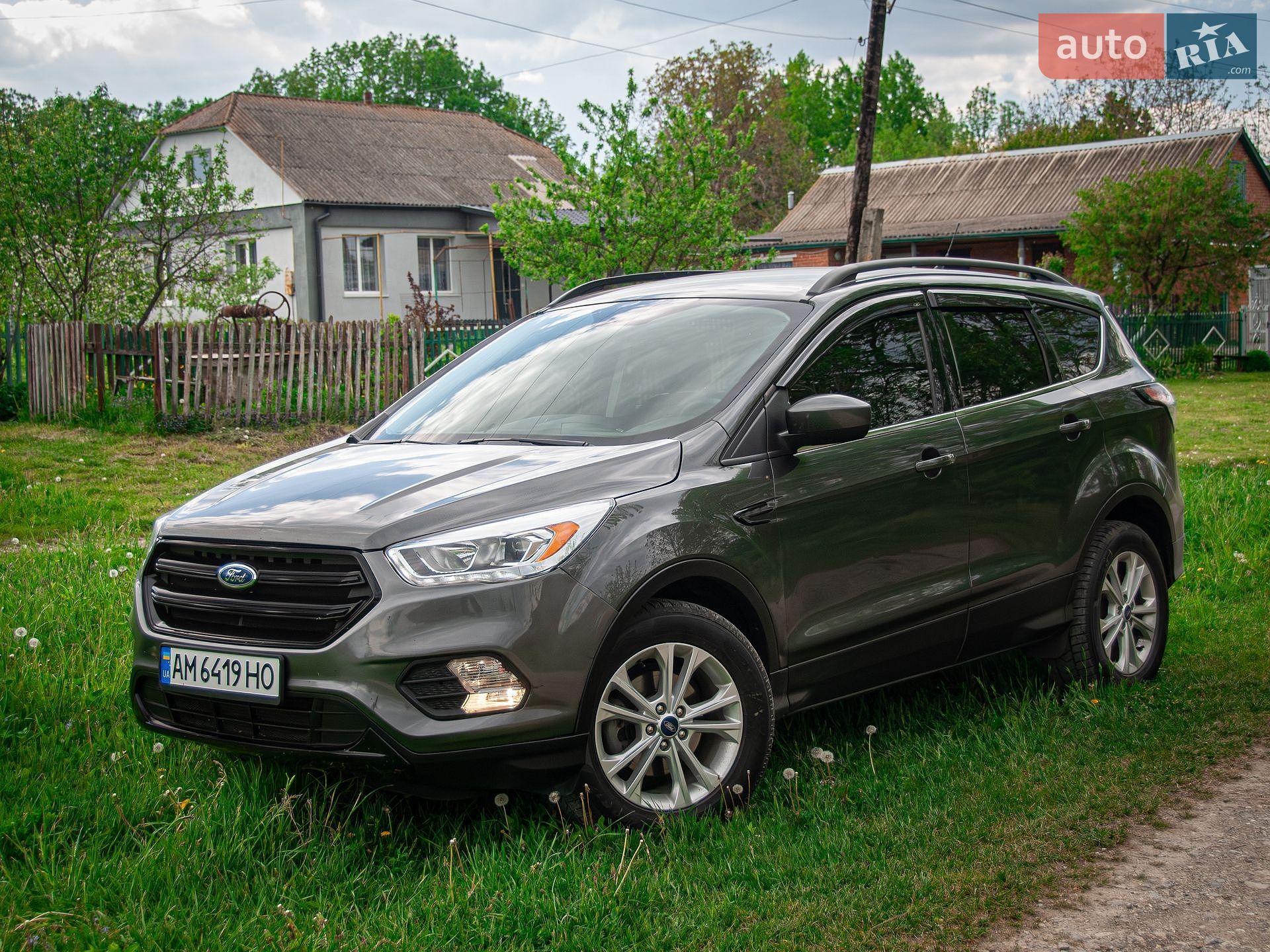 Ford Escape 2018 VIN 1FMCU0HD6JUC58716 фото оголошення 63 з 81
