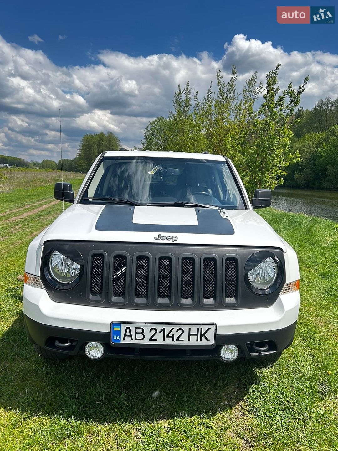 Jeep Patriot 2015 VIN 1C4NJRBB6GD587104 фото оголошення 2 з 24